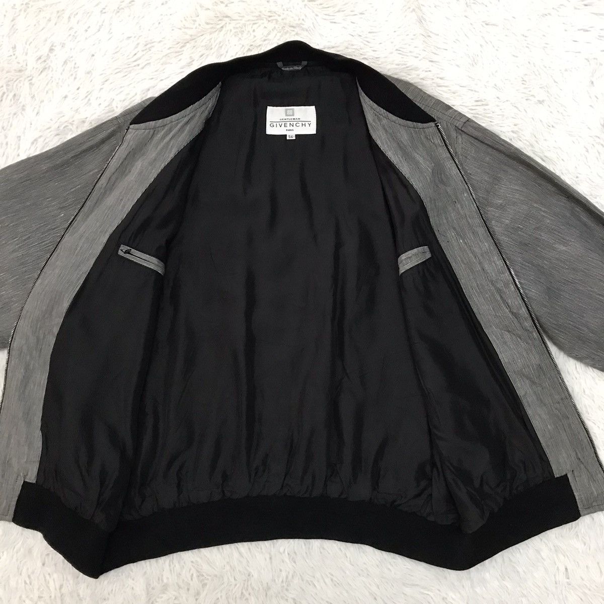 Givenchy Givenchy Gentlemen Stripes Down Jacket Made in Italy Size US L / EU 52-54 / 3 - 15 Thumbnail