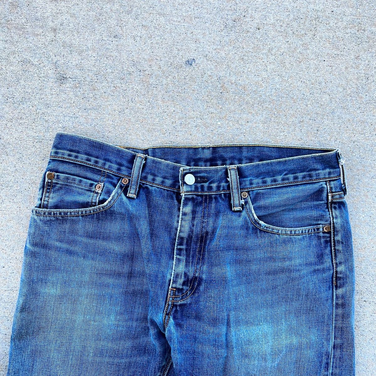 Levi's × Levi's Vintage Clothing × Vintage Distressed Levi’s 508 Denim Jeans 33 x 30 Medium Wash Size US 33 - 3 Thumbnail