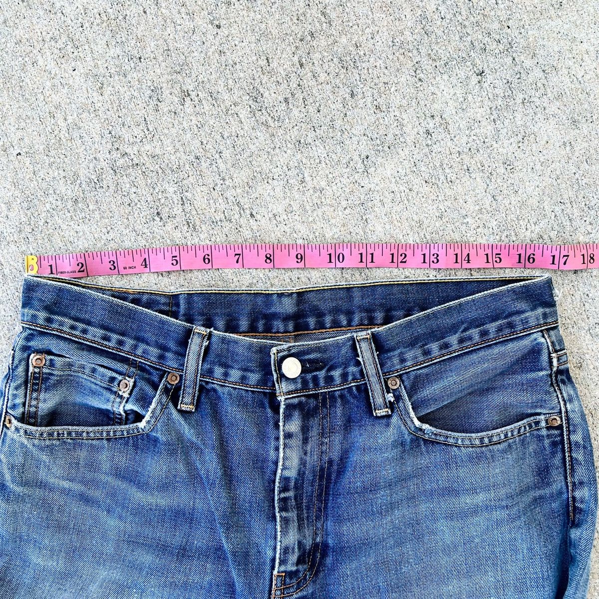 Levi's × Levi's Vintage Clothing × Vintage Distressed Levi’s 508 Denim Jeans 33 x 30 Medium Wash Size US 33 - 11 Thumbnail