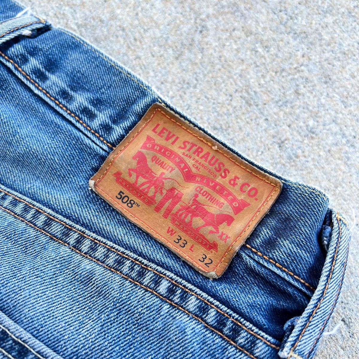 Levi's × Levi's Vintage Clothing × Vintage Distressed Levi’s 508 Denim Jeans 33 x 30 Medium Wash Size US 33 - 5 Thumbnail