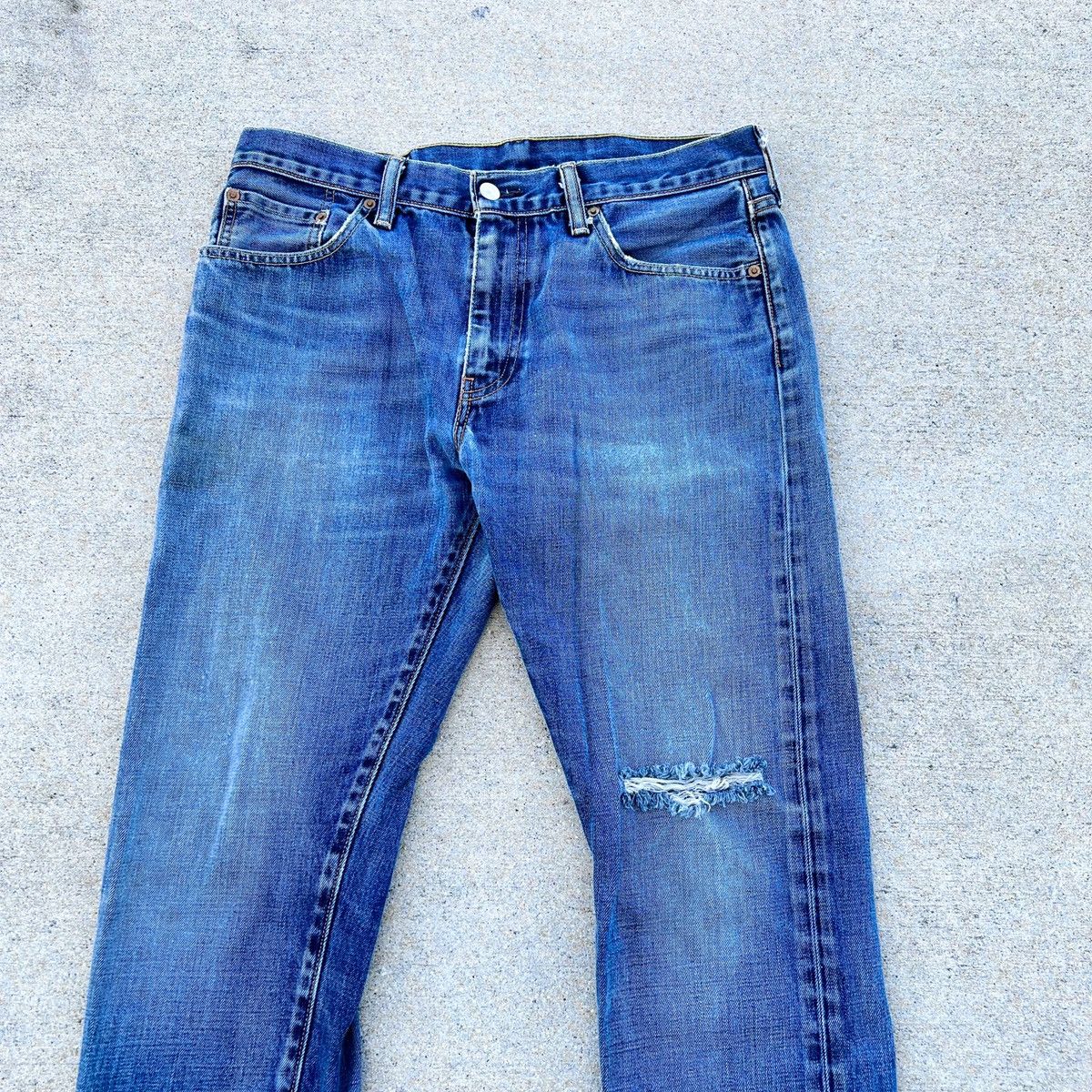 Levi's × Levi's Vintage Clothing × Vintage Distressed Levi’s 508 Denim Jeans 33 x 30 Medium Wash Size US 33 - 16 Thumbnail
