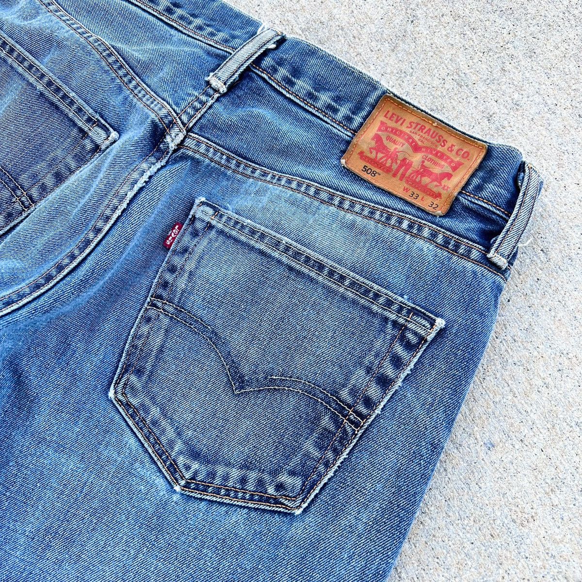 Levi's × Levi's Vintage Clothing × Vintage Distressed Levi’s 508 Denim Jeans 33 x 30 Medium Wash Size US 33 - 4 Thumbnail