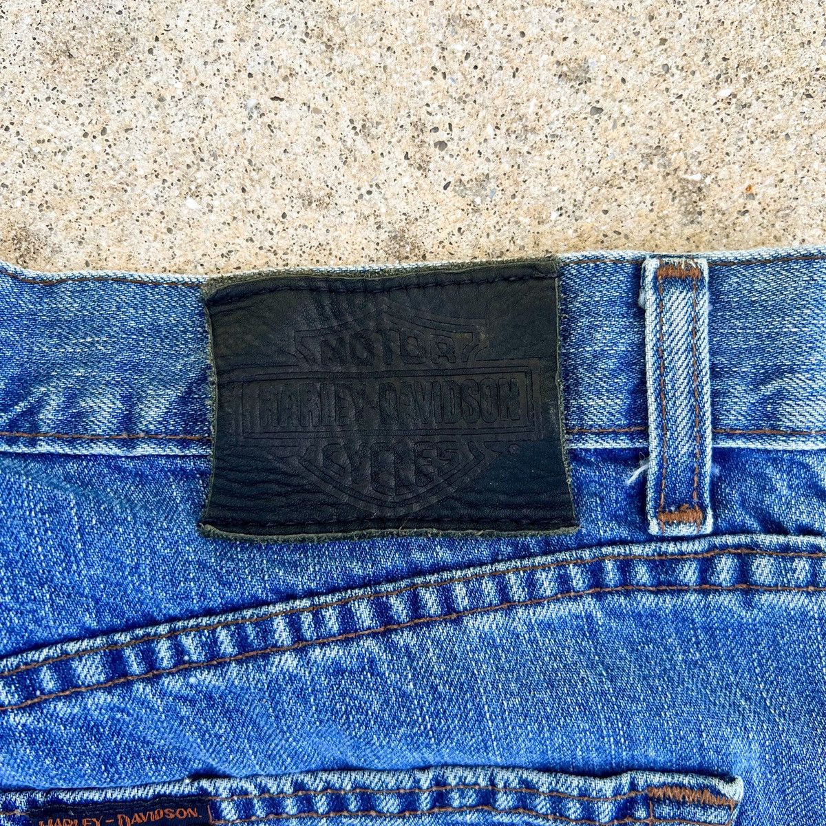 Harley Davidson × Vintage Vintage Harley Davidson Biker Denim Jeans 36x30 Light Wash Size US 36 / EU 52 - 7 Thumbnail