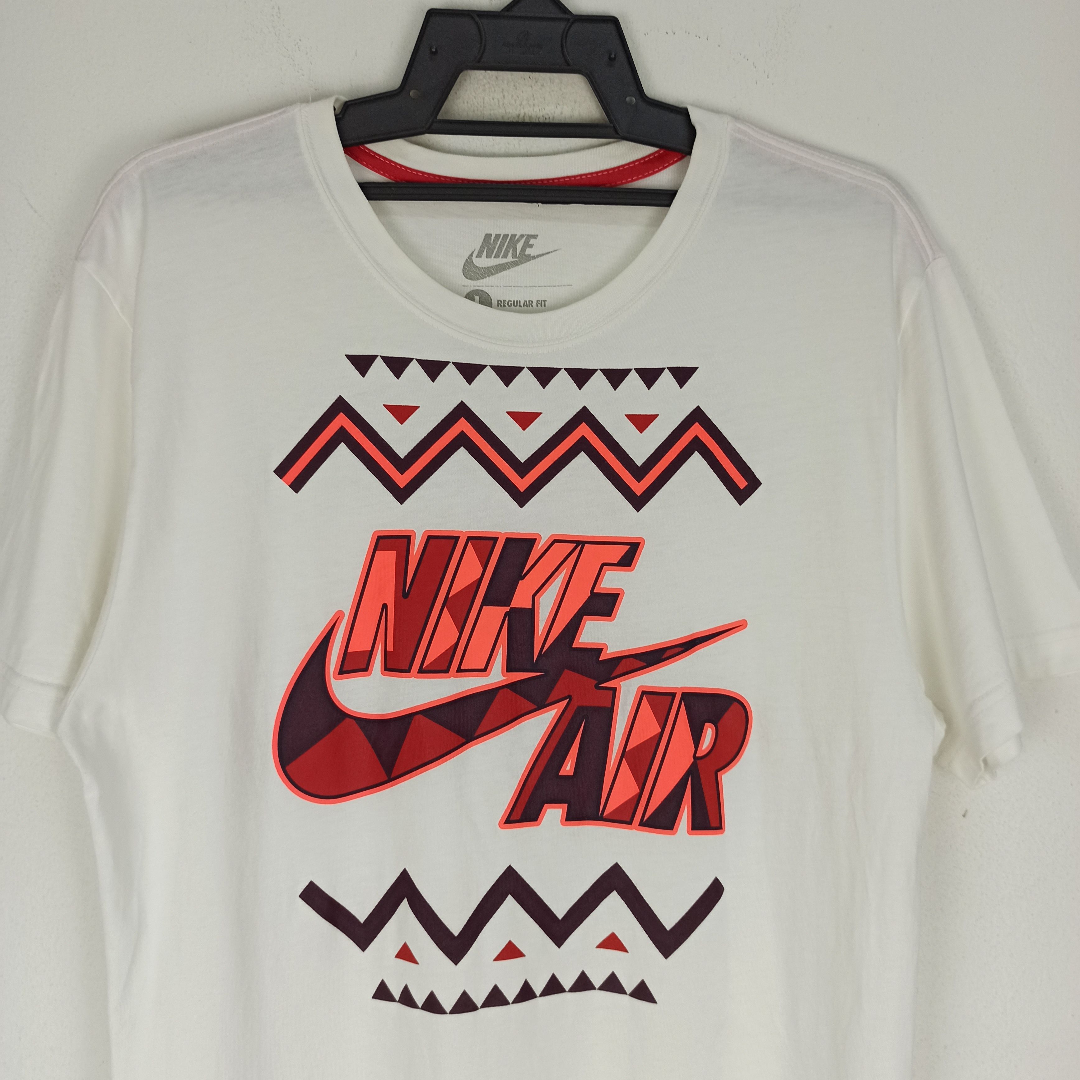 Nike Vintage Nike Air T-shirt Nice Design Size US L / EU 52-54 / 3 - 2 Thumbnail