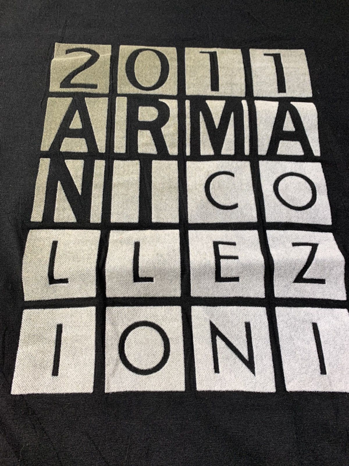 Armani Armani Collezioni Tee Spell Out Logo Design Unisex Size US S / EU 44-46 / 1 - 2 Thumbnail