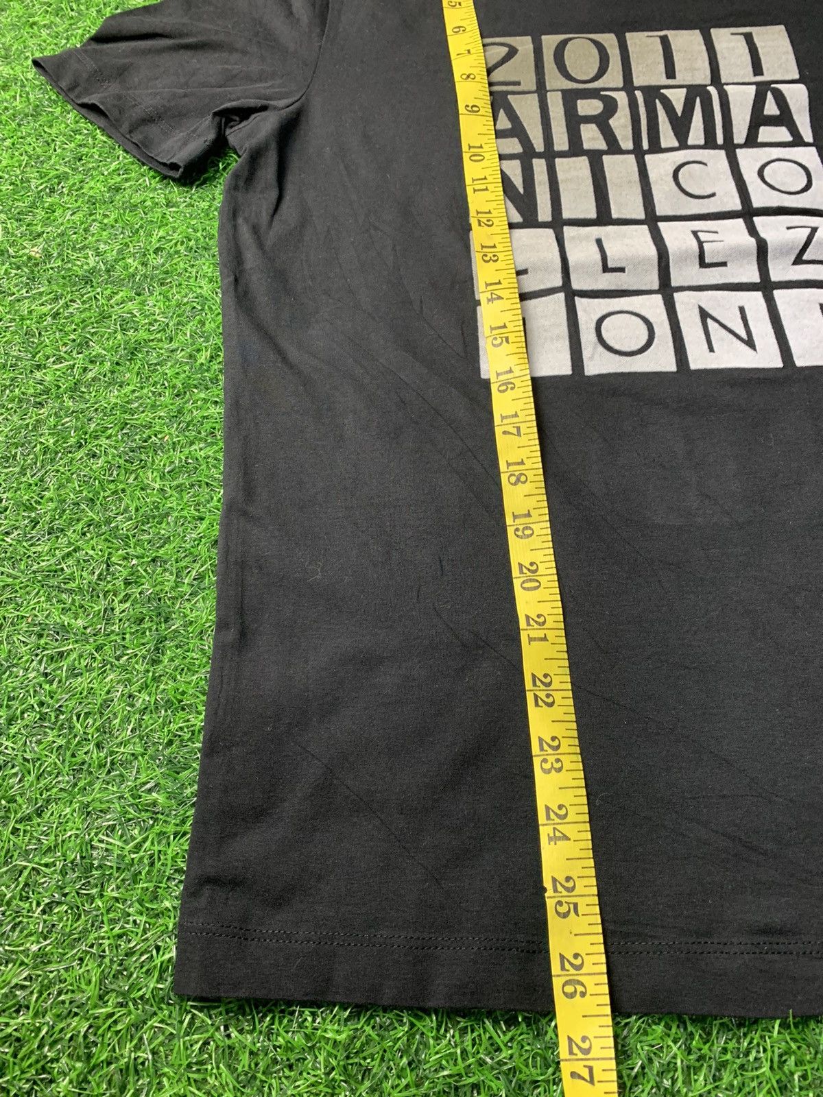Armani Armani Collezioni Tee Spell Out Logo Design Unisex Size US S / EU 44-46 / 1 - 9 Thumbnail