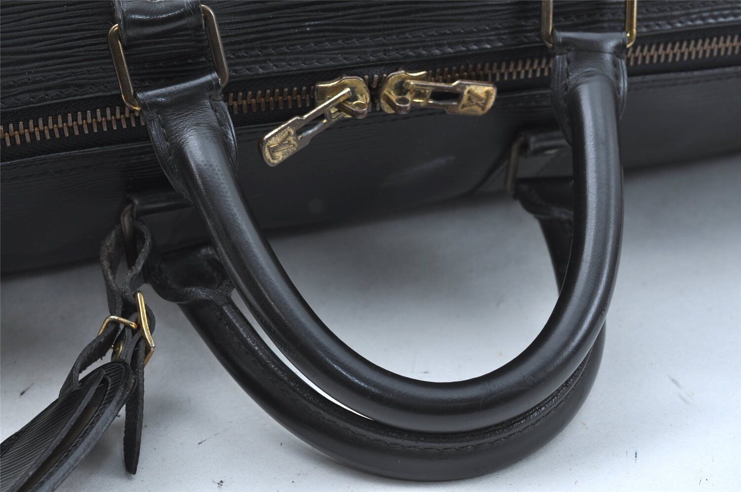 Louis Vuitton Keepall 55 Epi Duffle Bag Size ONE SIZE - 4 Thumbnail