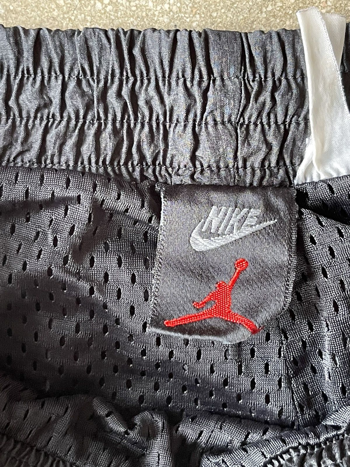 Jordan Brand × Nike 80s Air Jordan break away nylon embroidered pants Size US 32 / EU 48 - 4 Thumbnail