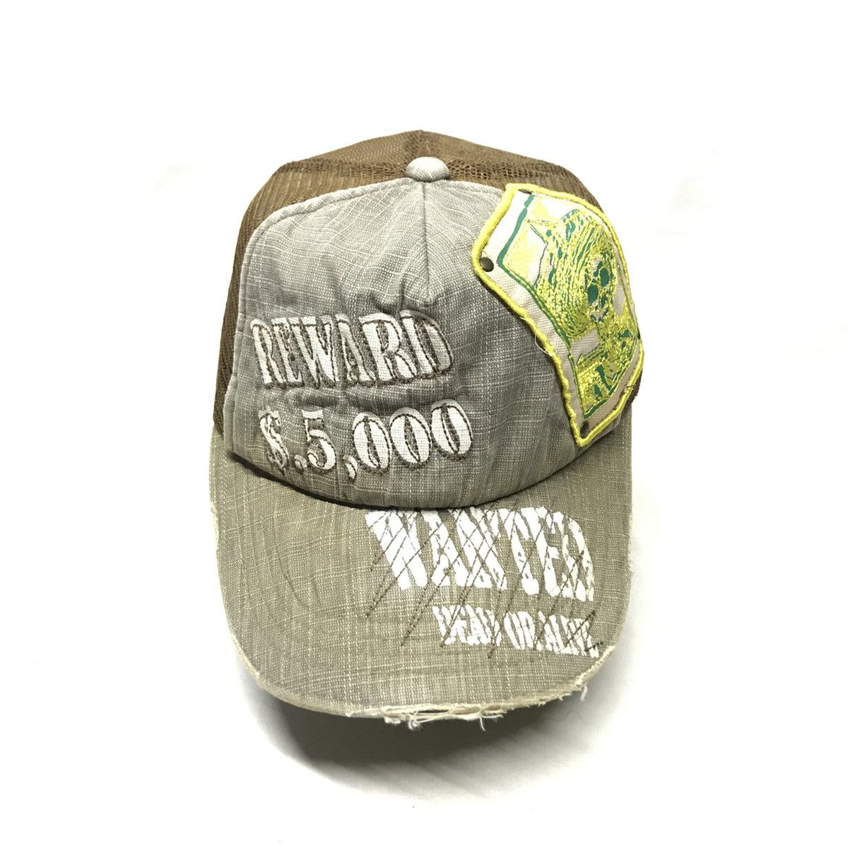 Designer Wanted Dead Or Live Skull Stich Logo Distressed Trucker Hat Size ONE SIZE - 1 Thumbnail