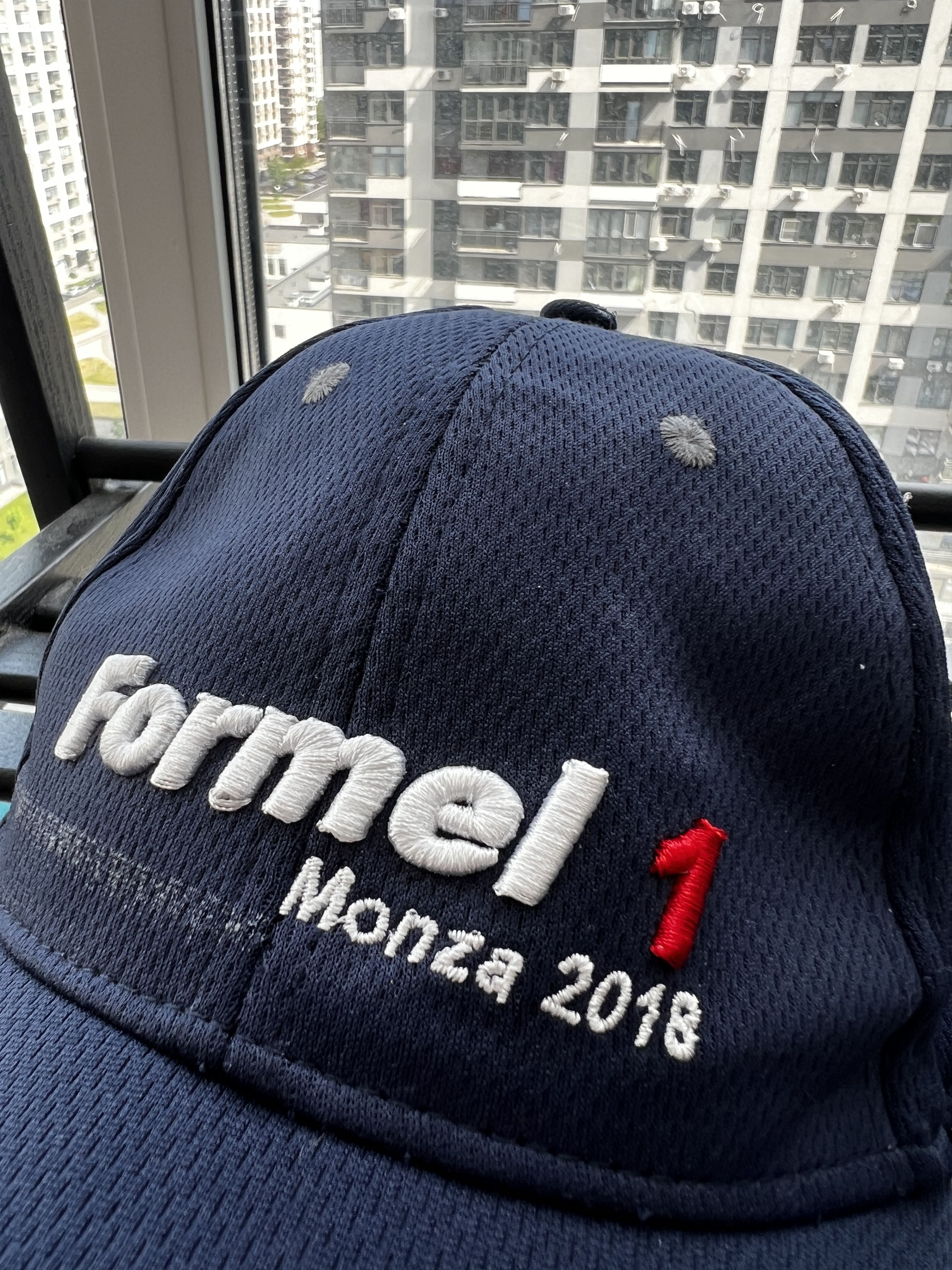 Formula 1 F1 Racing Cap 2018 Size ONE SIZE - 6 Thumbnail