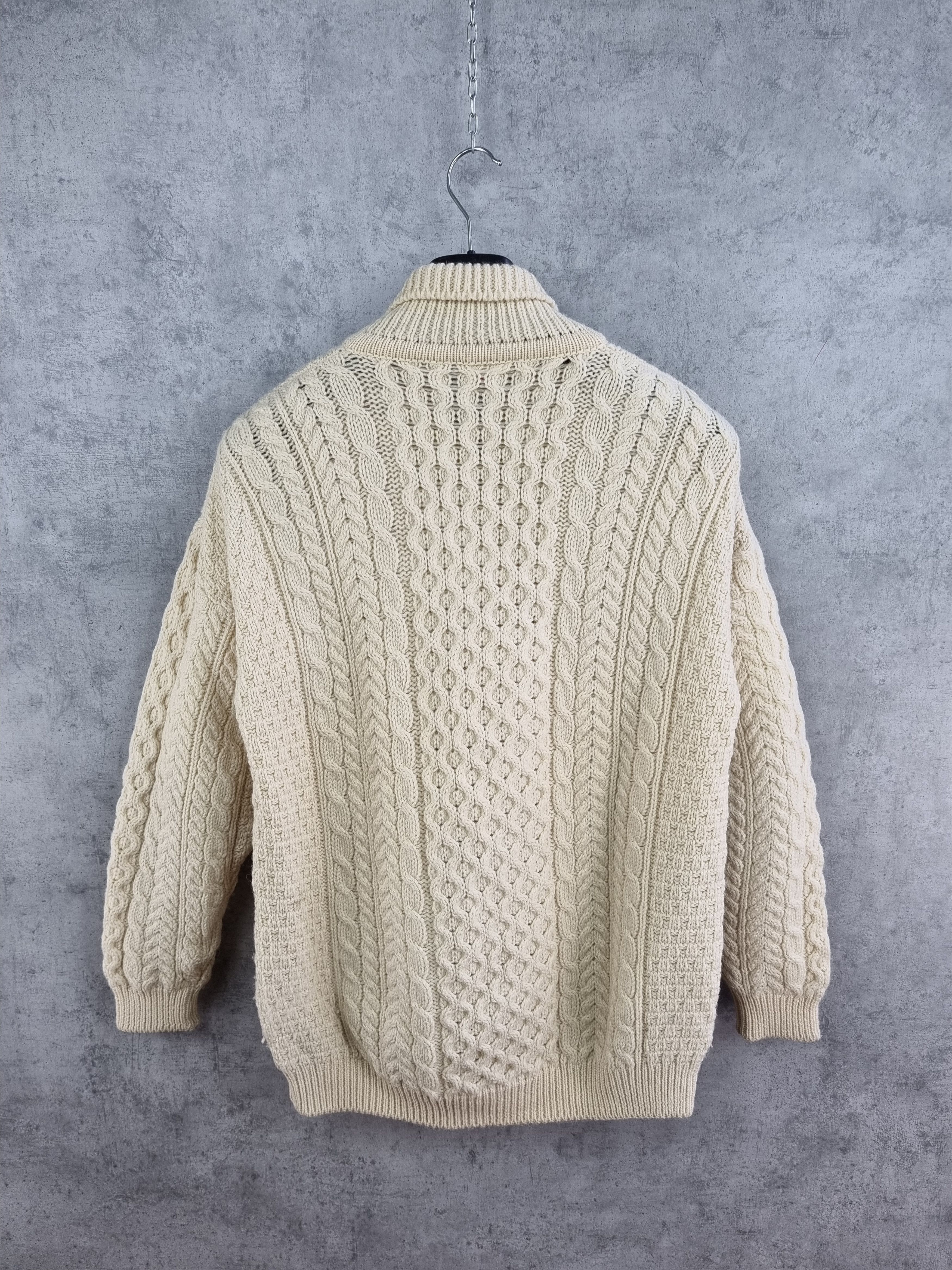 Carraig Donn × Vintage 80s Ireland Cable Knitted Fisherman Carraig Donn Sweater Size US L / EU 52-54 / 3 - 5 Thumbnail