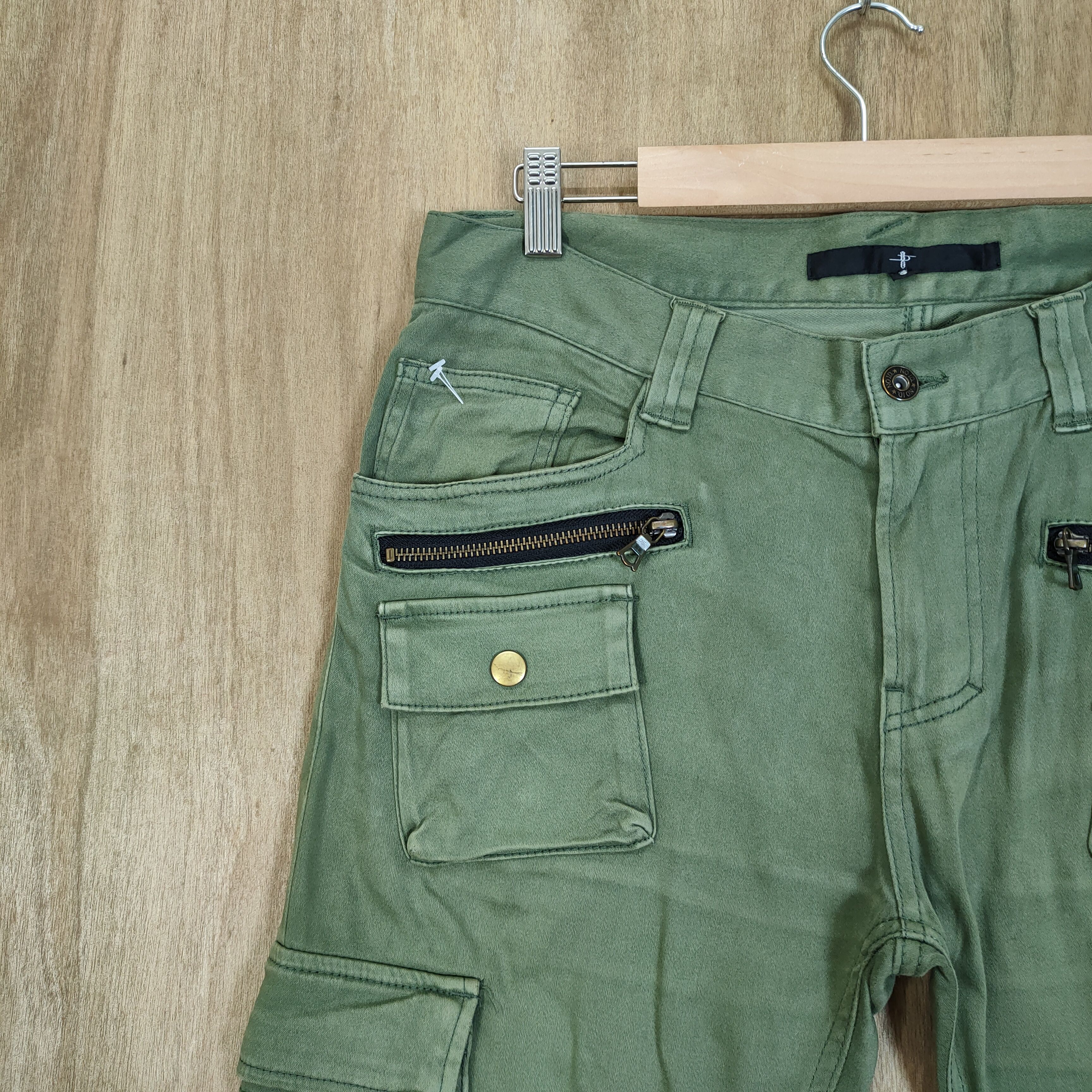 Japanese Brand VINTAGE JAPANESE FLARE CARGO PANTS/ ZIPPER LEG OPEN Size US 32 / EU 48 - 6 Thumbnail