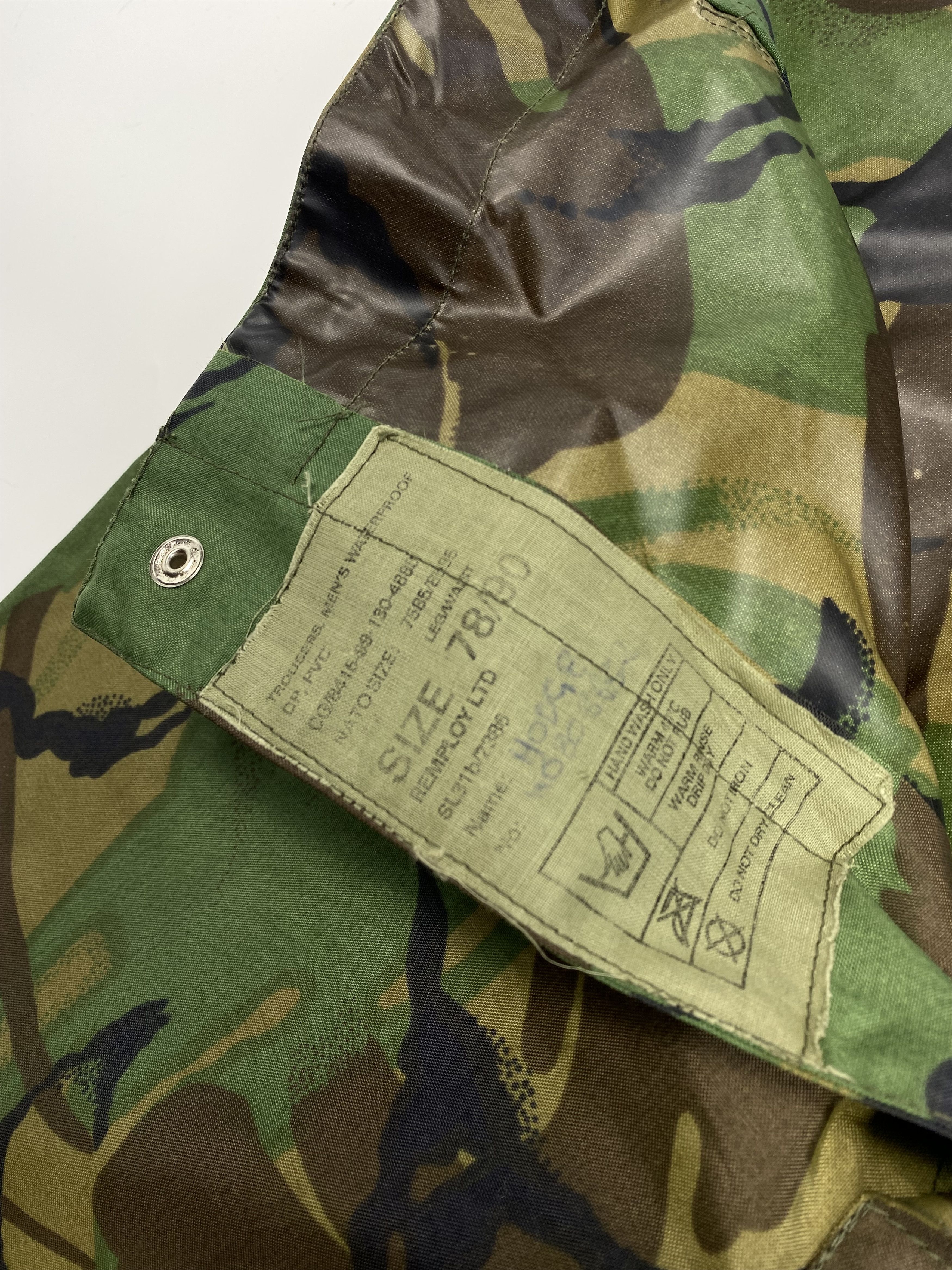 Vintage Remploy Ltd Vintage British Army Waterproof Jungle PVC Pants Size US 34 / EU 50 - 6 Thumbnail