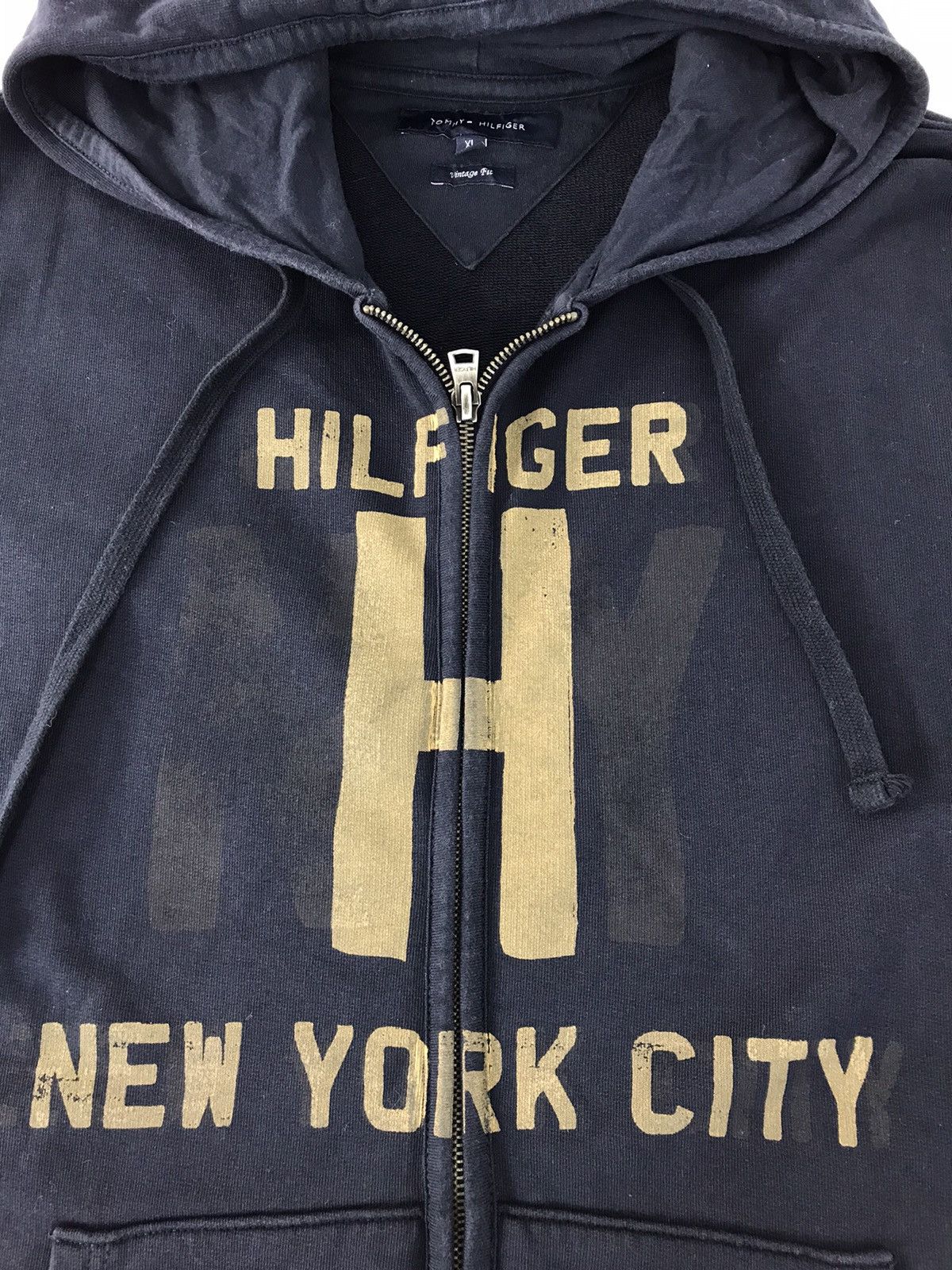 Tommy Hilfiger × Vintage Tommy Hilfiger New York City Hoodie Big H Logo Zipper Style Size US L / EU 52-54 / 3 - 13 Thumbnail