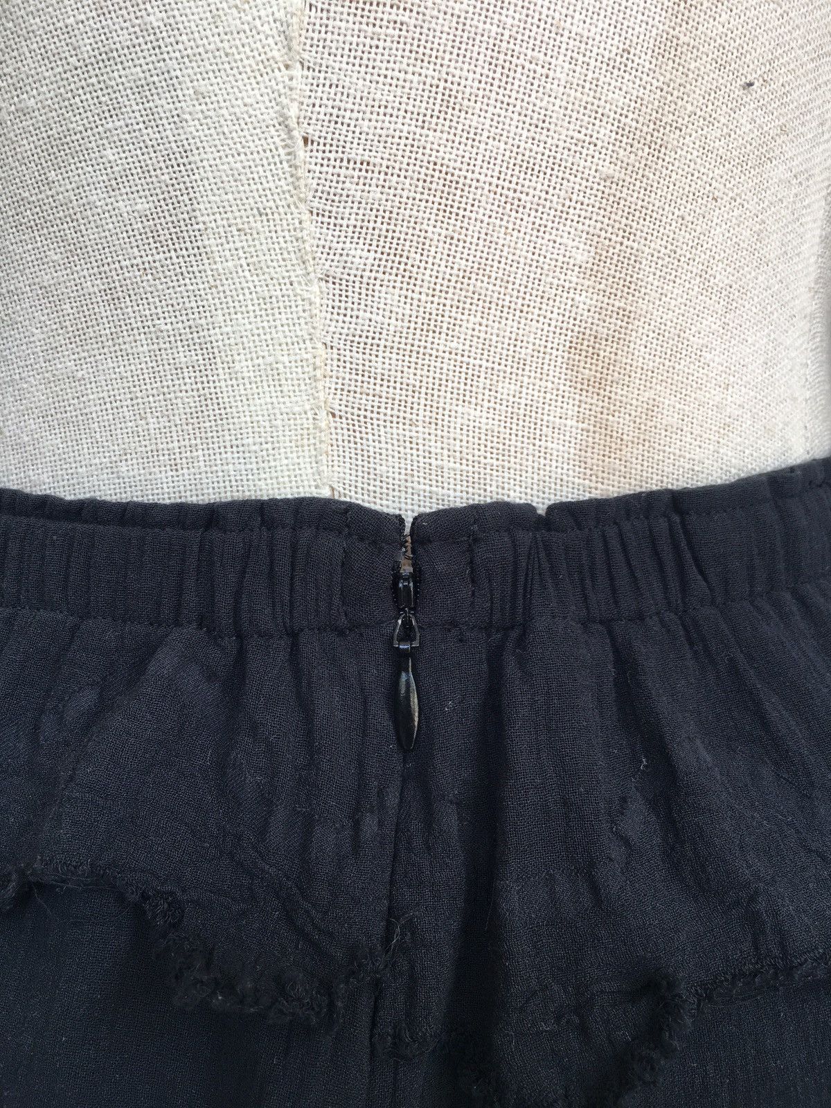 Issey Miyake × Vintage vintage 80s HAAT by issey miyaki black skirt Size 28" / US 6 / IT 42 - 4 Thumbnail