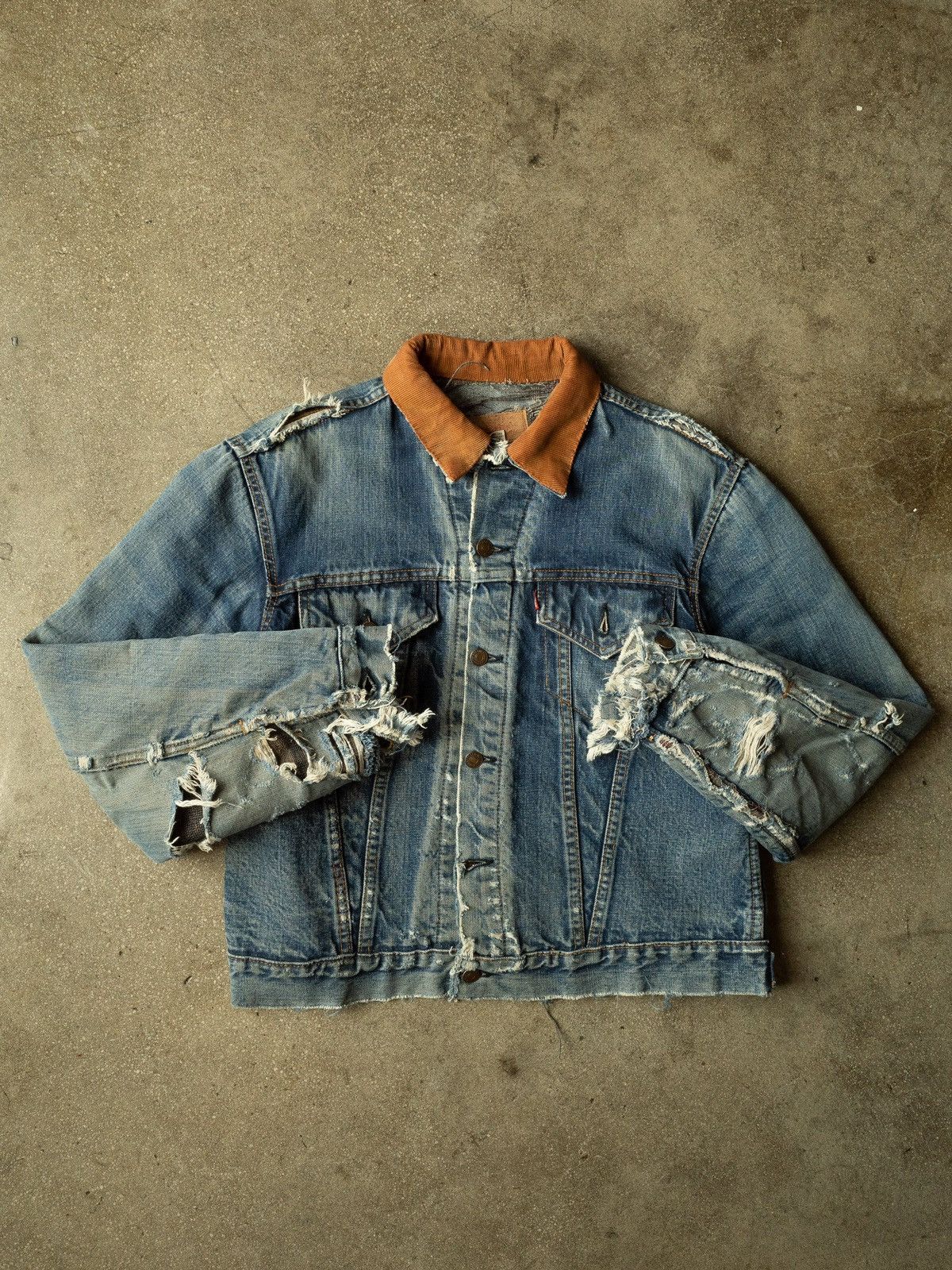 image of 1960S Levis Big E Lined Distressed Type Iii Trucker Jkt in Blue, Men's (Size Medium)