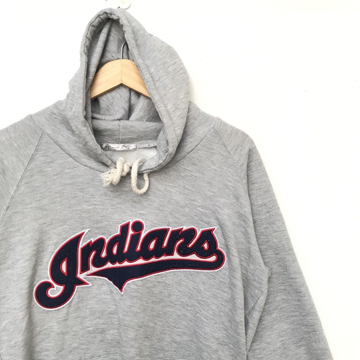 MLB × Vintage Vintage Indians Baseball Big logo spell out nice design Size US M / EU 48-50 / 2 - 2 Thumbnail