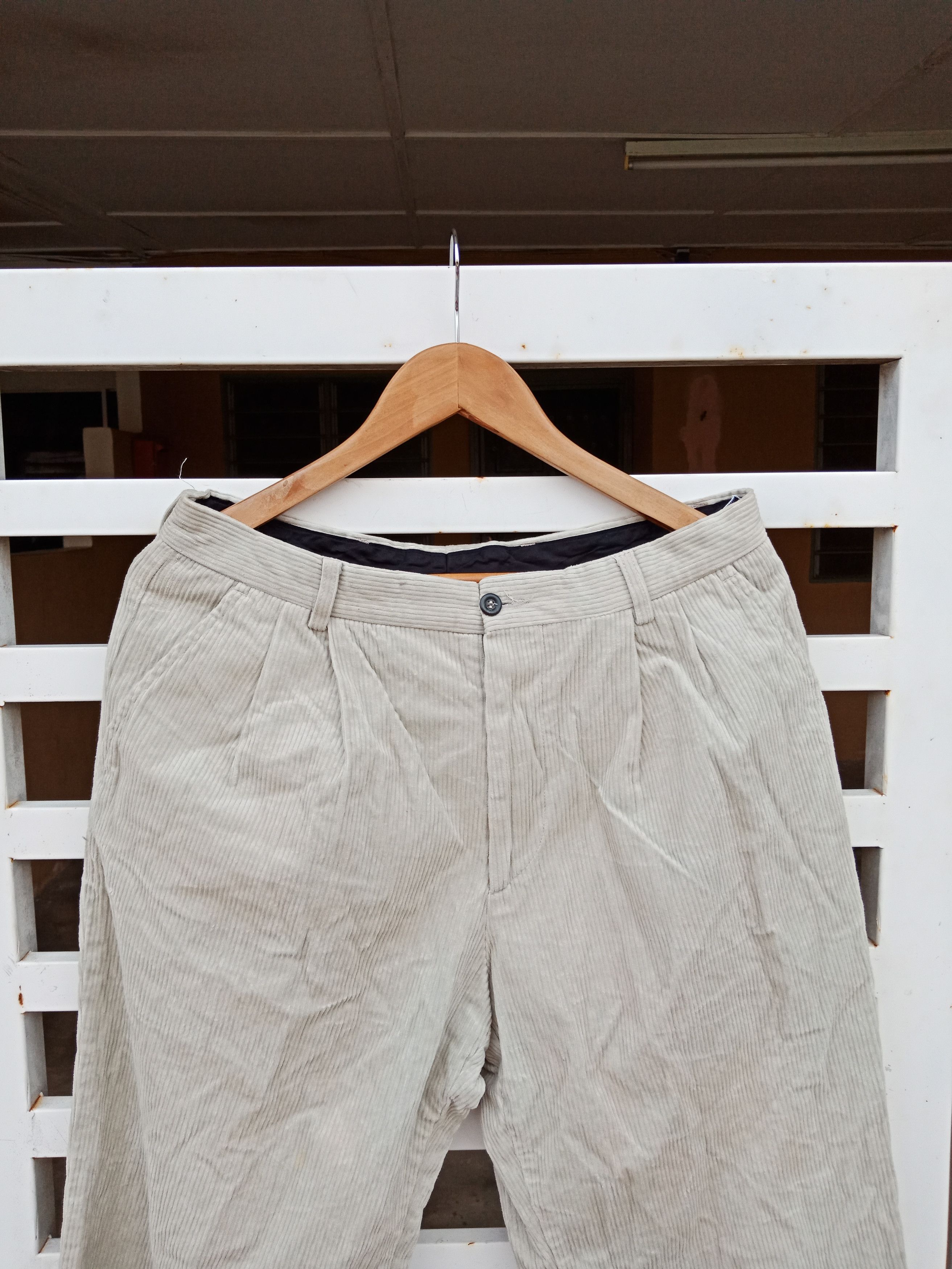 Jean Charles De Castelbajac Jean Charles De Castelbajac Small Logo Pants Made in Italy Size US 32 / EU 48 - 5 Thumbnail