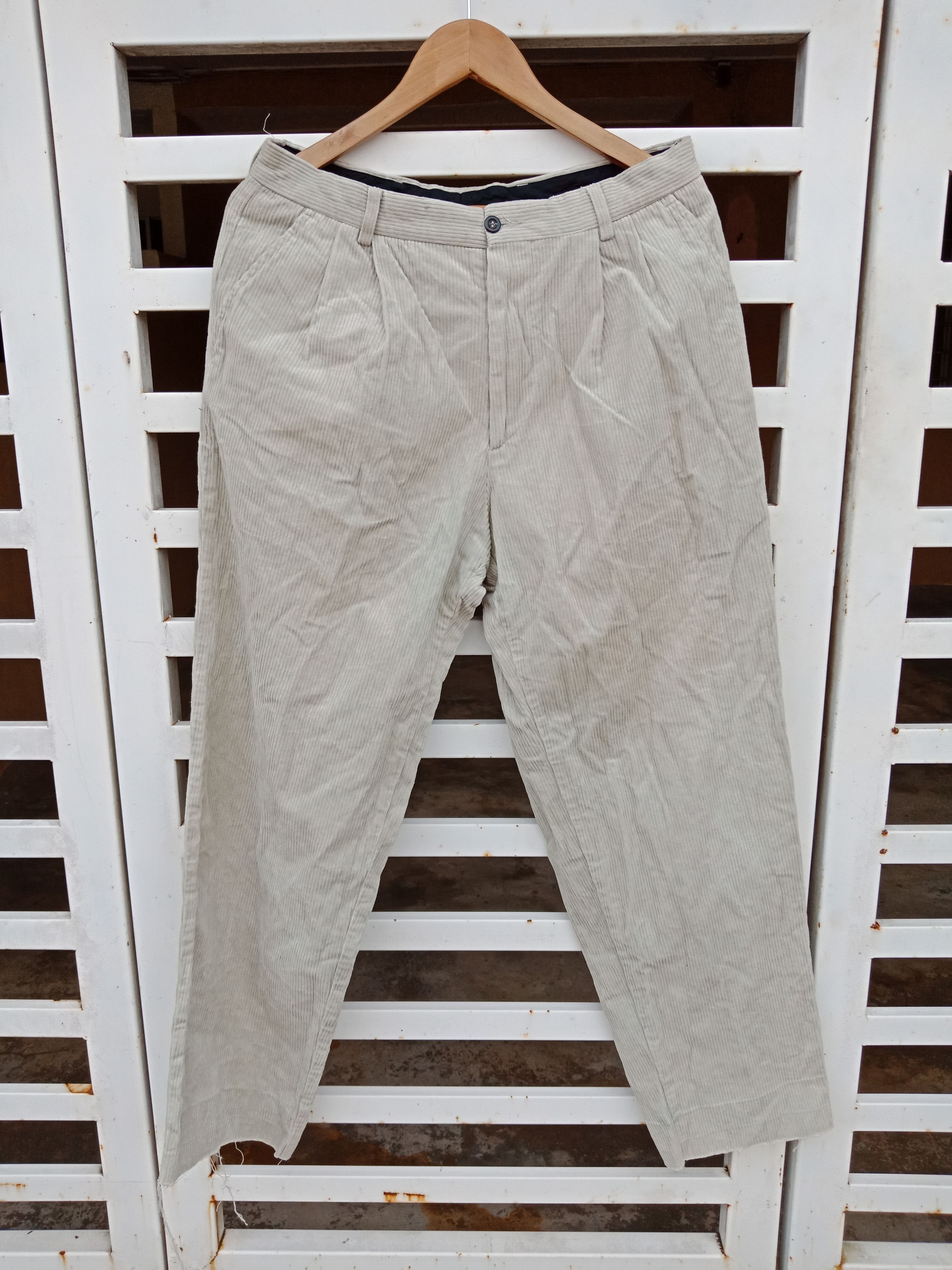 Jean Charles De Castelbajac Jean Charles De Castelbajac Small Logo Pants Made in Italy Size US 32 / EU 48 - 1 Thumbnail