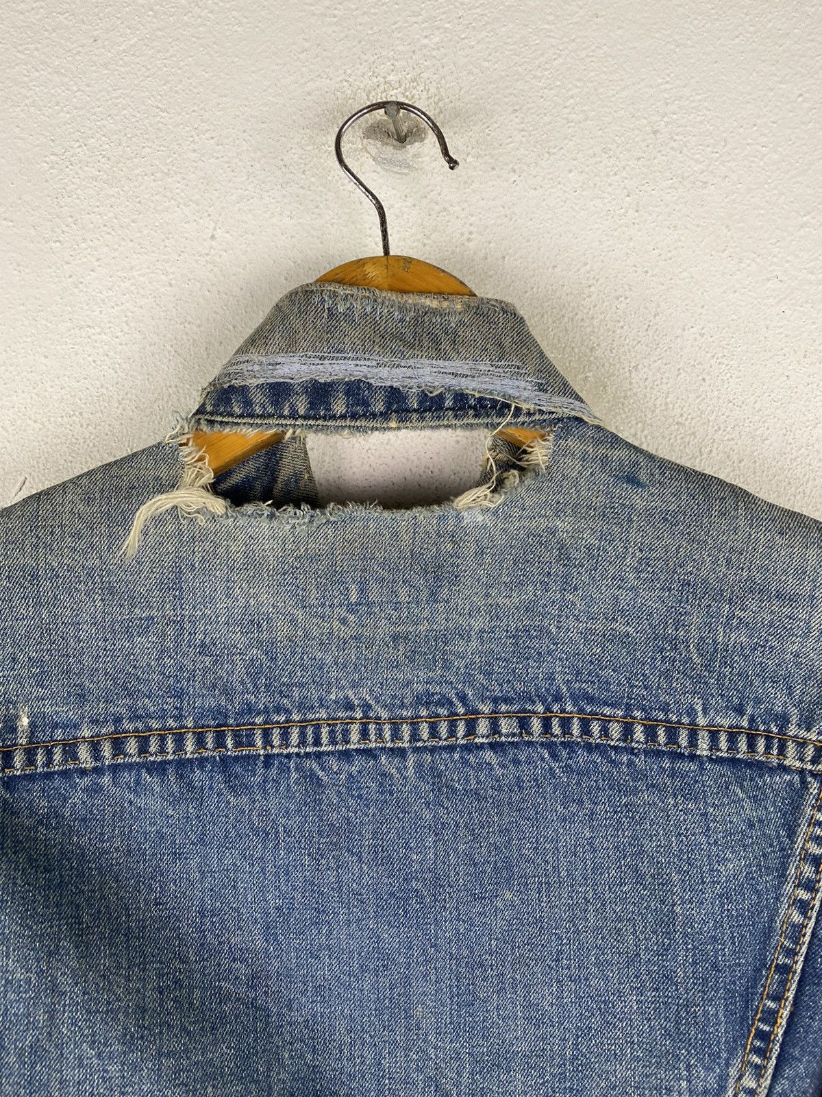 Levi's × Levi's Vintage Clothing × Vintage 🔥SALE🔥VINTAGE LEVIS BIG E TRUCKER DENIM JACKET Size US M / EU 48-50 / 2 - 9 Thumbnail
