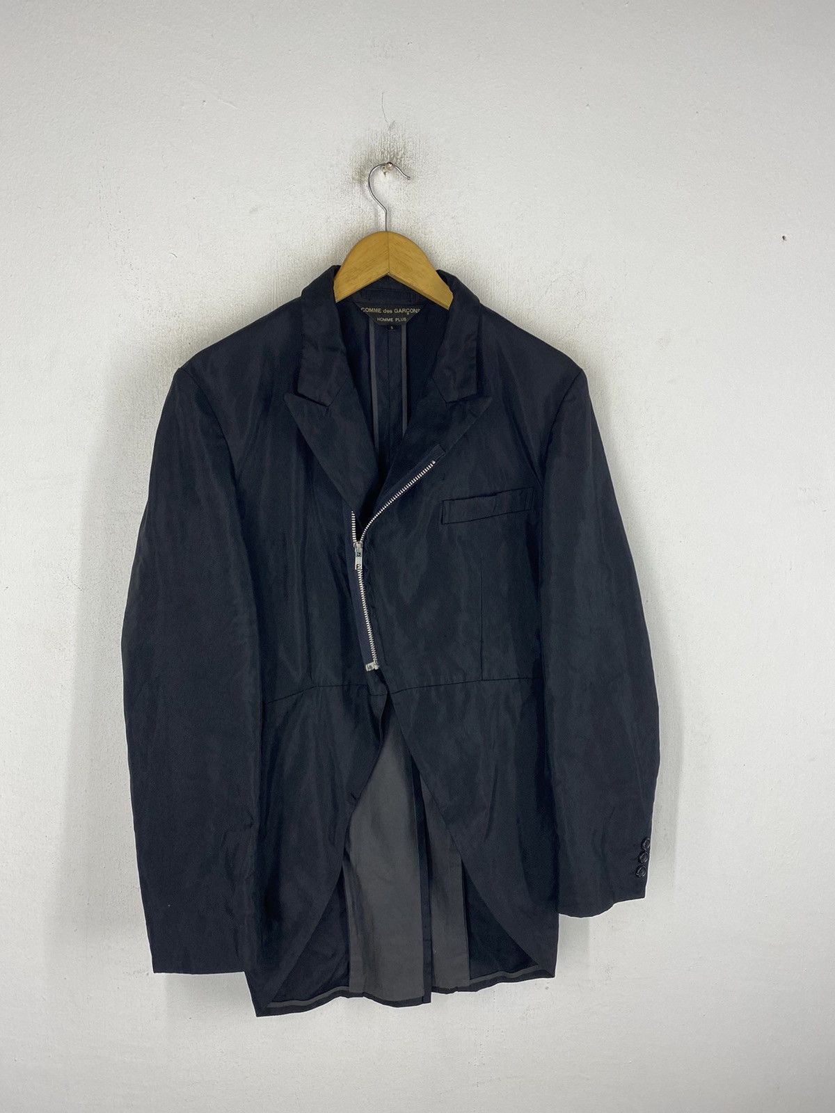 Comme des Garcons Homme Plus 🔥SALE🔥COMME DES GARCONS HOMME PLUS AD2002 RUNAWAY STYLE Size US S / EU 44-46 / 1 - 12 Thumbnail