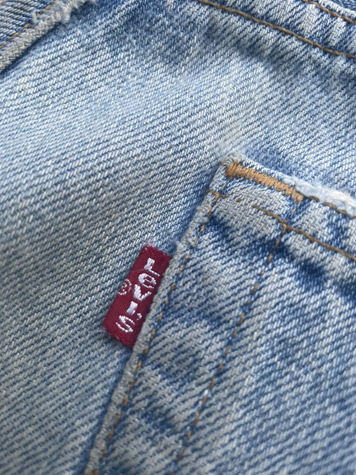 Levi's Vintage Levi’s 501 2000 Usa Aging Distressed Denim Size US 34 / EU 50 - 10 Thumbnail