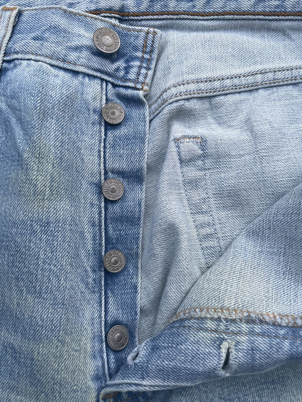Levi's Vintage Levi’s 501 2000 Usa Aging Distressed Denim Size US 34 / EU 50 - 16 Thumbnail