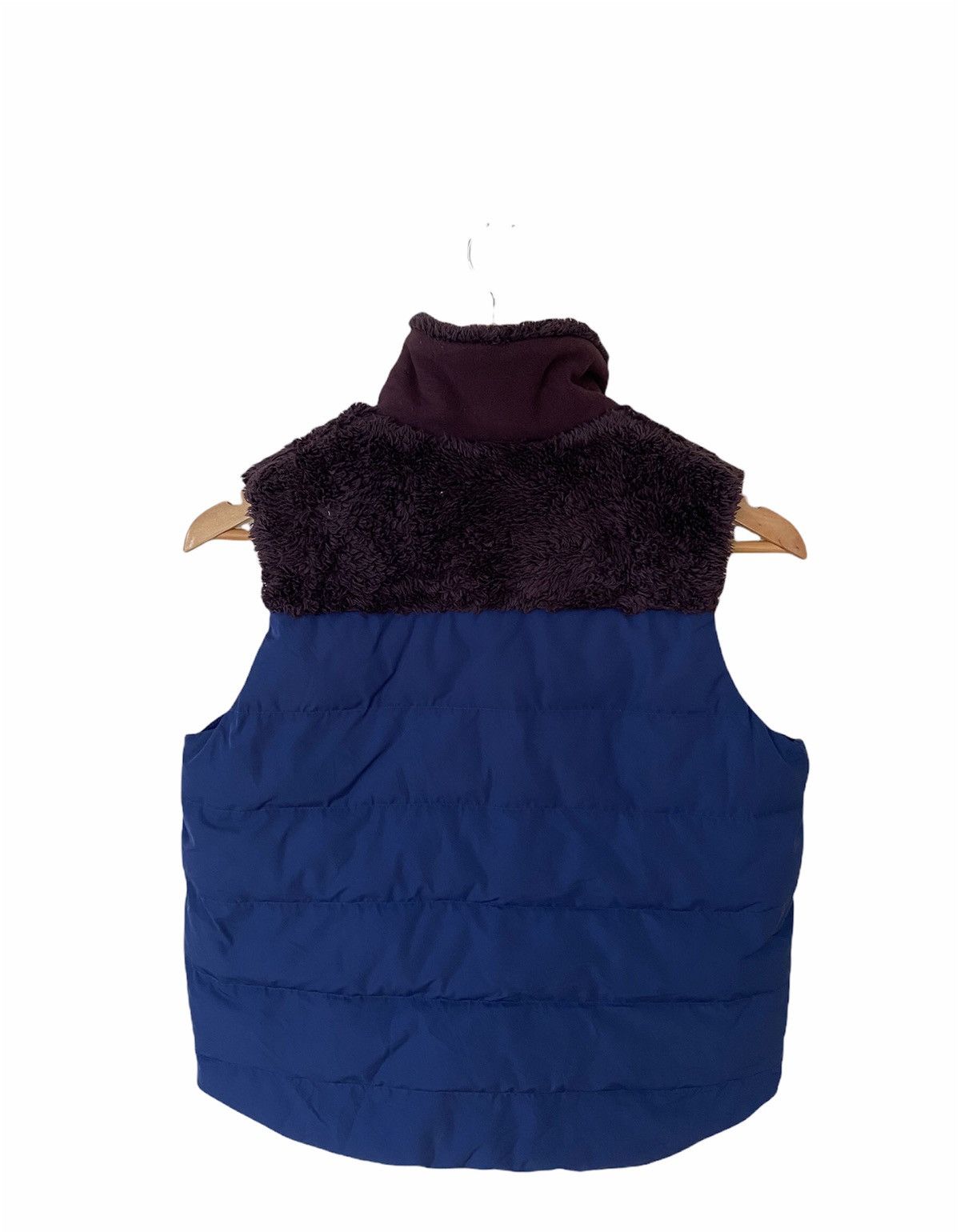 Jun Takahashi × Undercover × Uniqlo UNIQLO X UNDERCOVER DOWN STYLE VEST Size US S / EU 44-46 / 1 - 2 Thumbnail