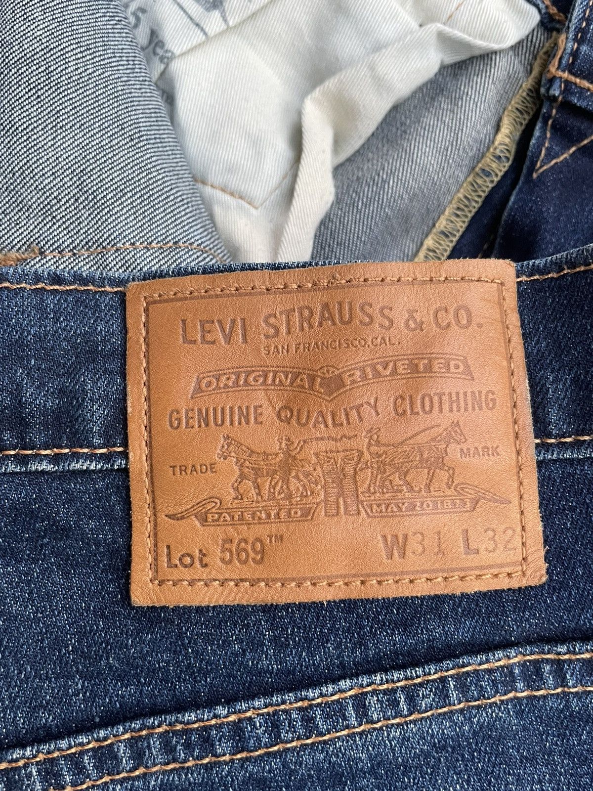 Levi's Levi’s 569 E Non Selvedge Denim Size US 33 - 9 Thumbnail