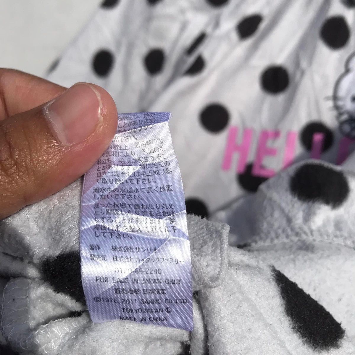 Anime RARE🔥 Hello Kitty Fleece Wool Size S / US 4 / IT 40 - 12 Thumbnail