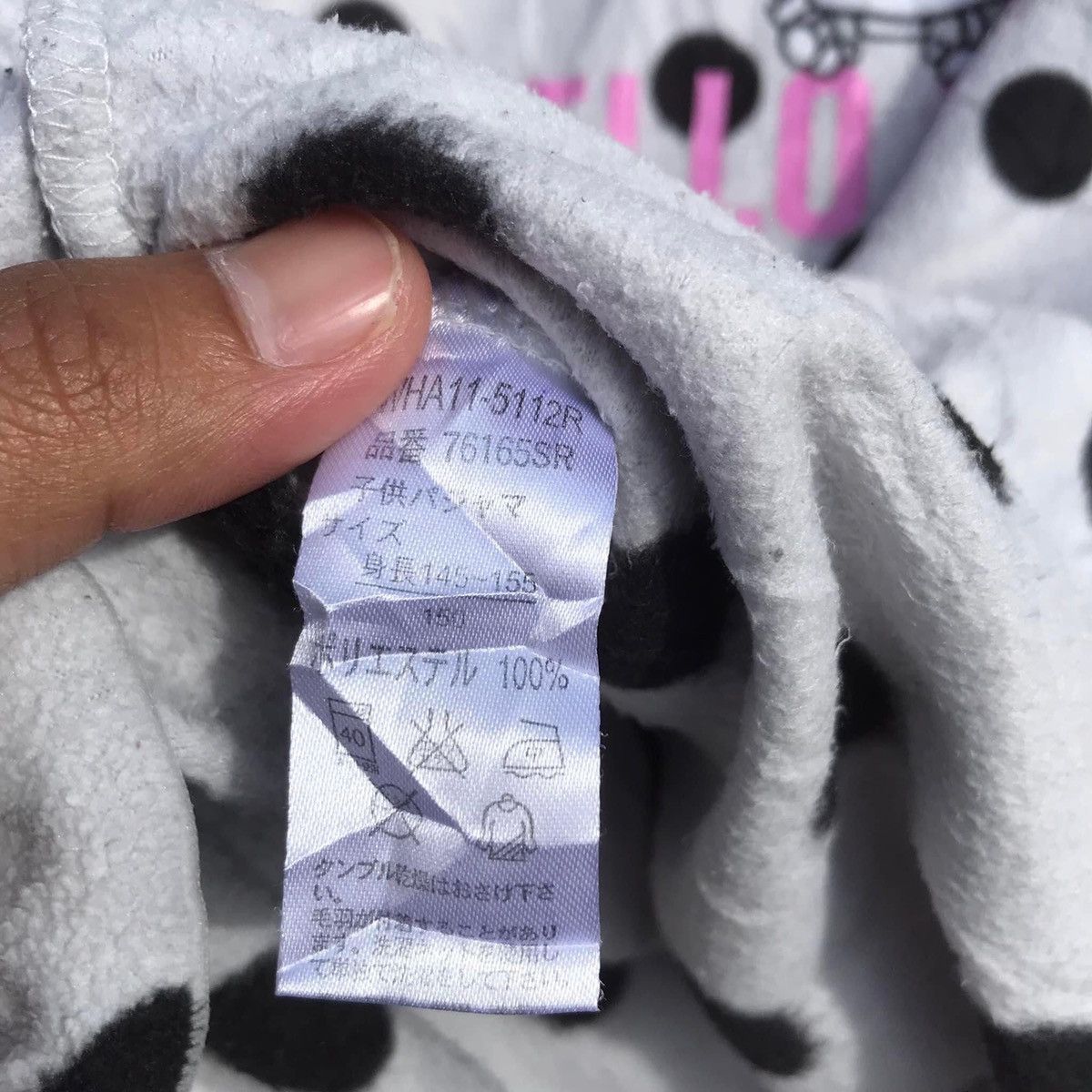 Anime RARE🔥 Hello Kitty Fleece Wool Size S / US 4 / IT 40 - 11 Thumbnail