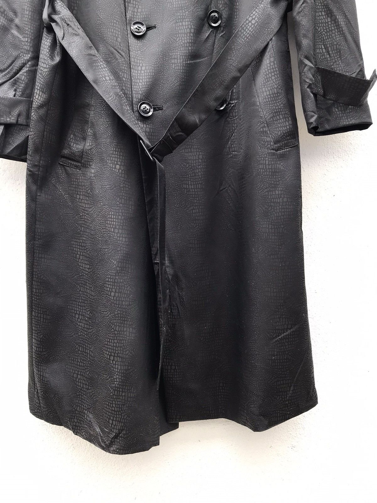If Six Was Nine × Japanese Brand × Yoshiyuki Konishi Yoshiyuki Konishi Snake Skin Design Long Wax Jackets Size US L / EU 52-54 / 3 - 5 Thumbnail