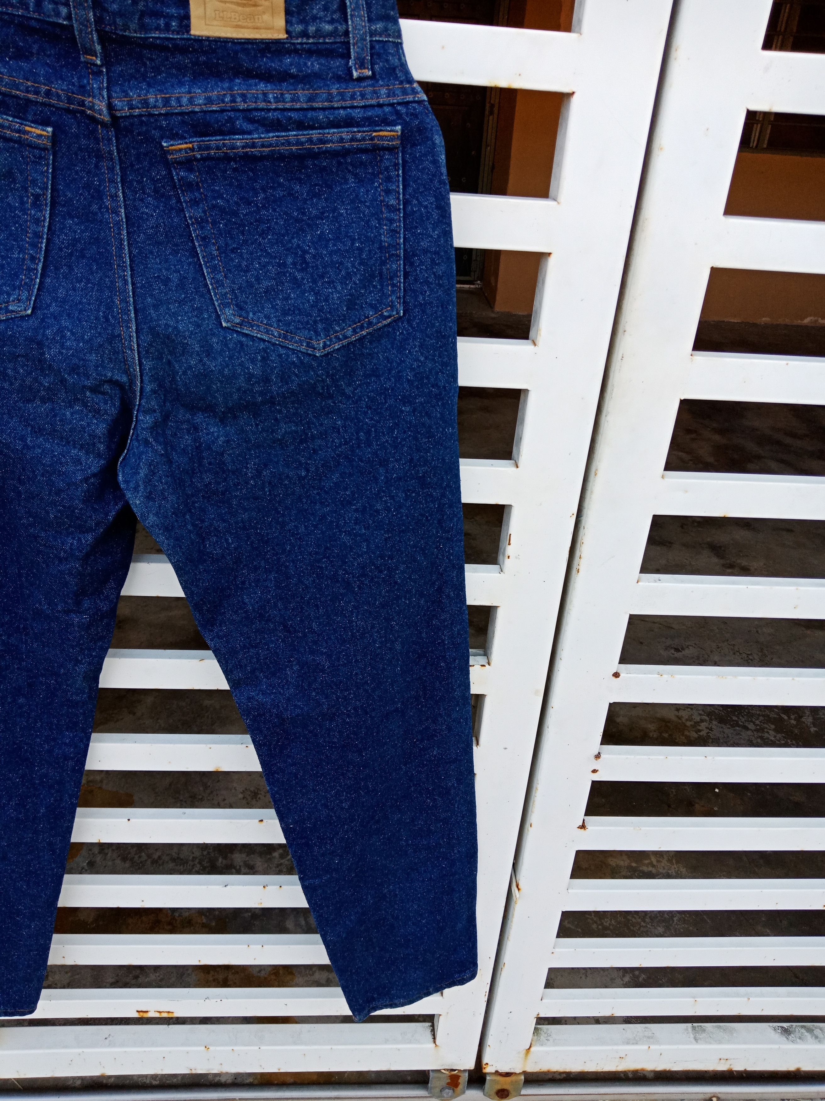 L.L. Bean L.L. Bean Blue Jeans Size US 30 / EU 46 - 10 Thumbnail