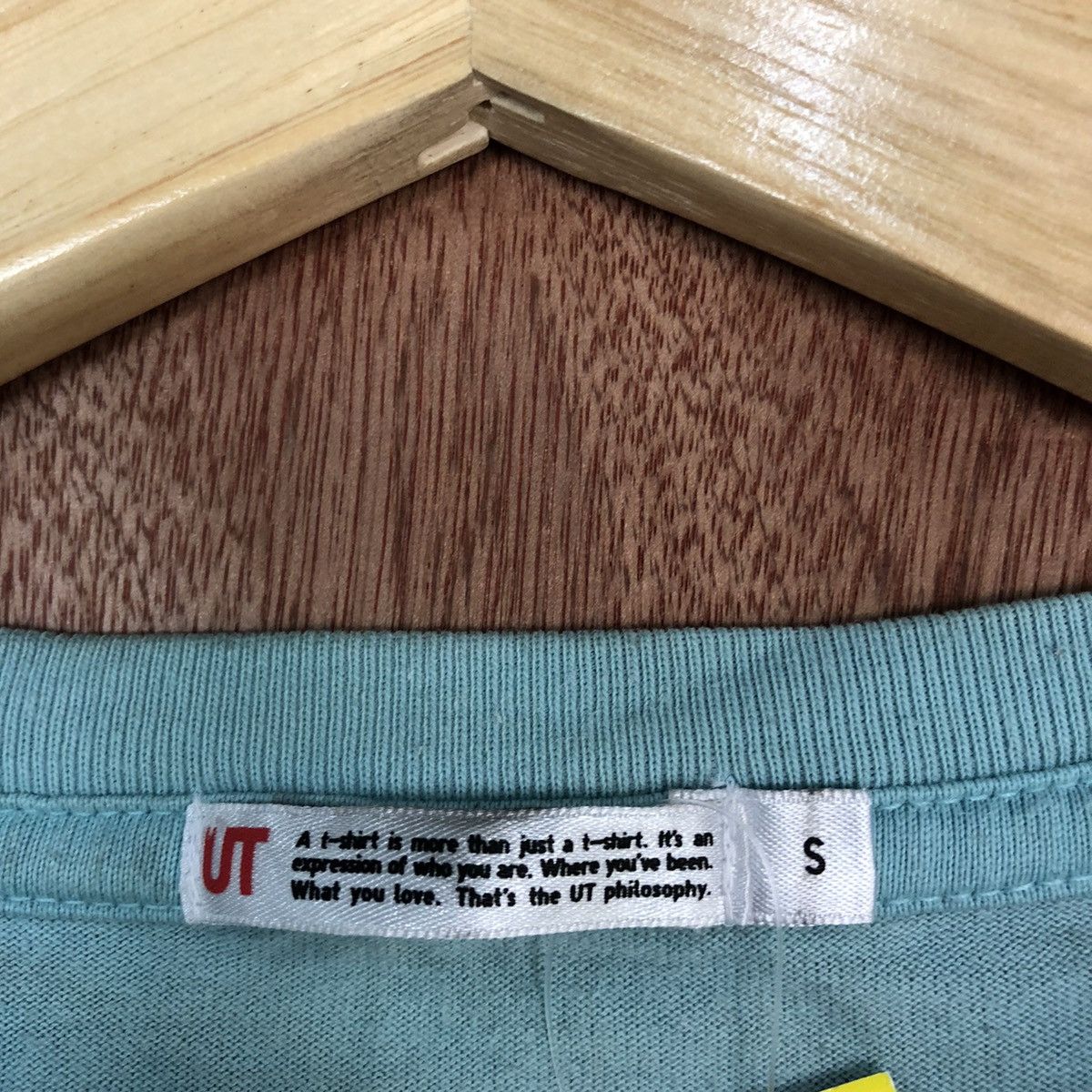 Anime DLL Uniqlo anima mangga vintage thrashed faded tee #2049 Size US S / EU 44-46 / 1 - 9 Thumbnail