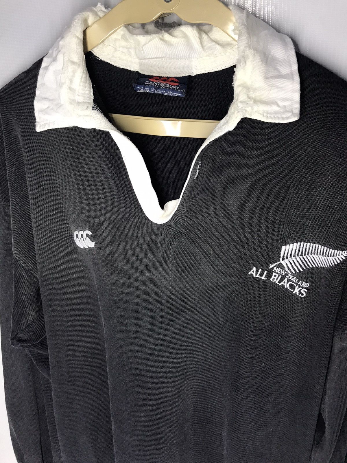 All Blacks × Canterbury of New Zealand × Vintage All black Canterbury of New Zealand distressed polos shirt Size US M / EU 48-50 / 2 - 6 Thumbnail
