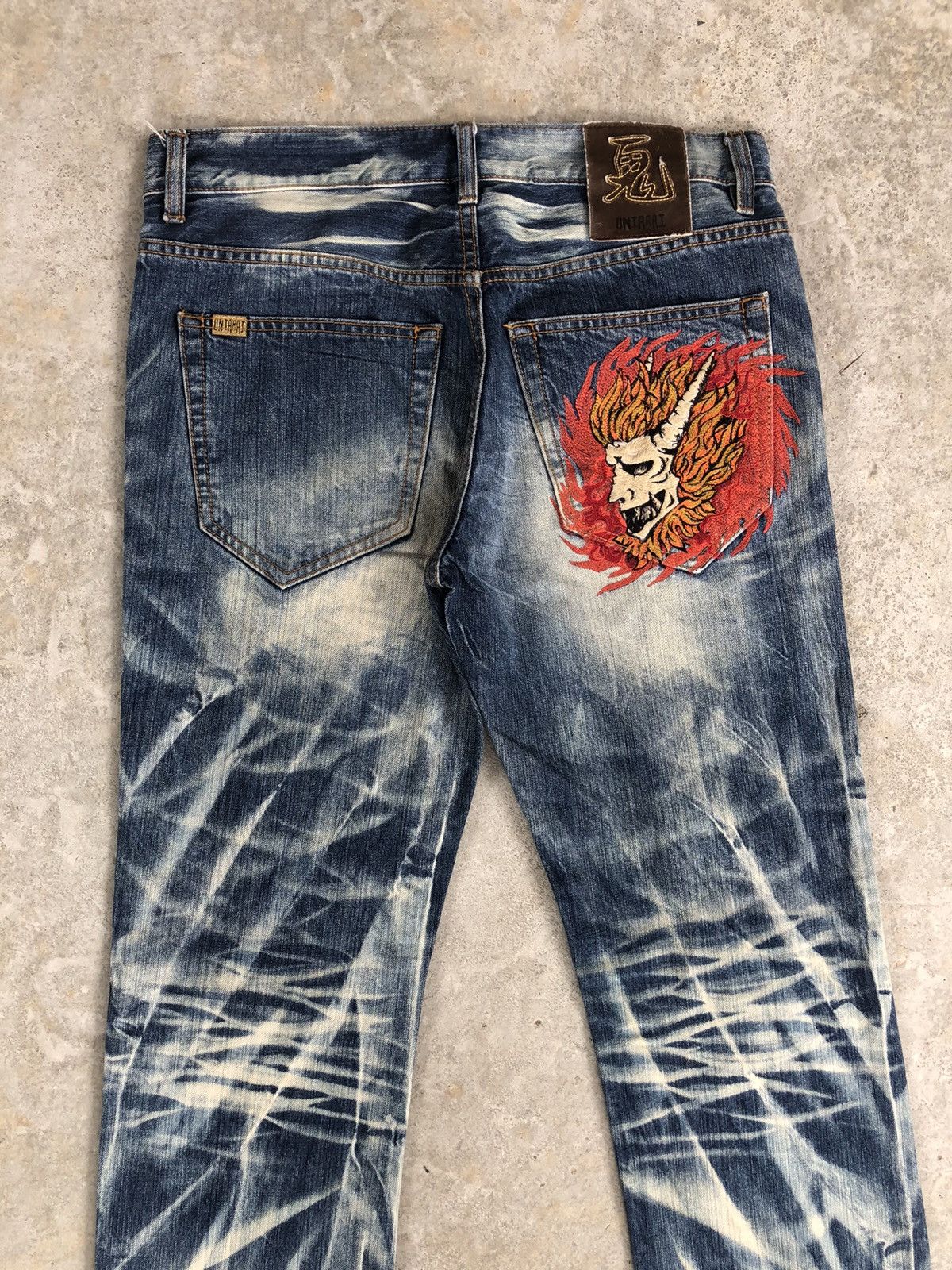 Japanese Brand Japanese Oniarai Embroidered Jeans Acid Wash Distressed Size US 33 - 8 Thumbnail