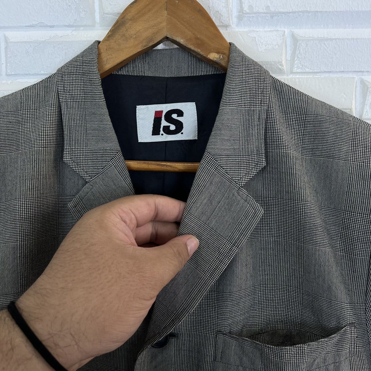 VINTAGE IS ISSEY MIYAKE TARTAN DESIGN JACKET
