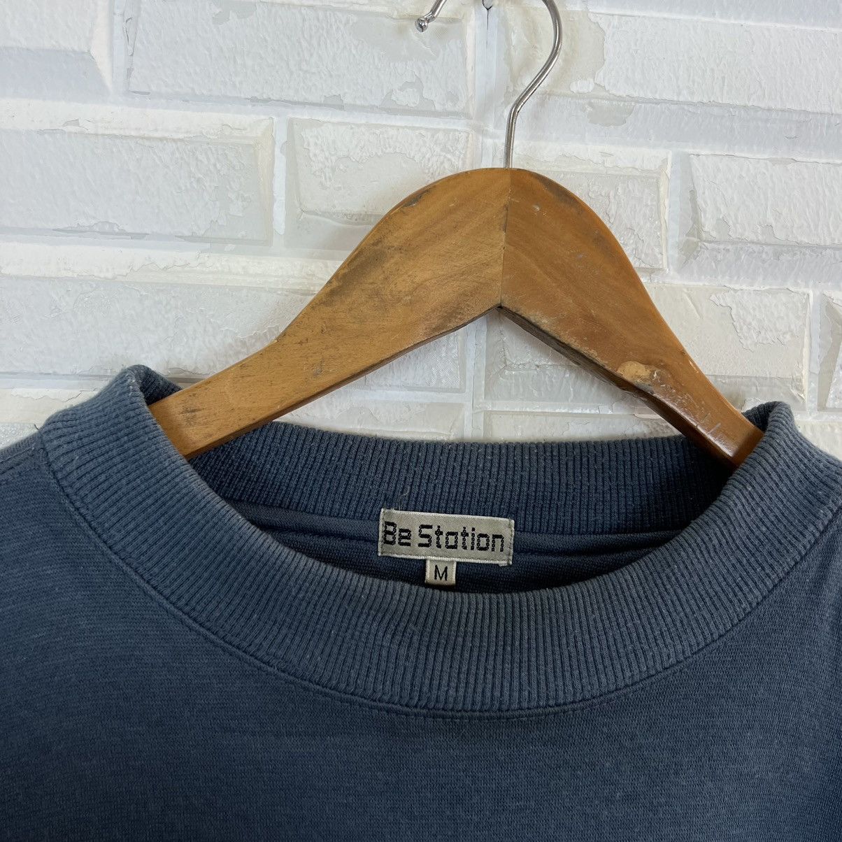 Japanese Brand VINTAGE BE STATION BIG LOGO CREWNECK SWEATSHIRT Size US M / EU 48-50 / 2 - 5 Thumbnail