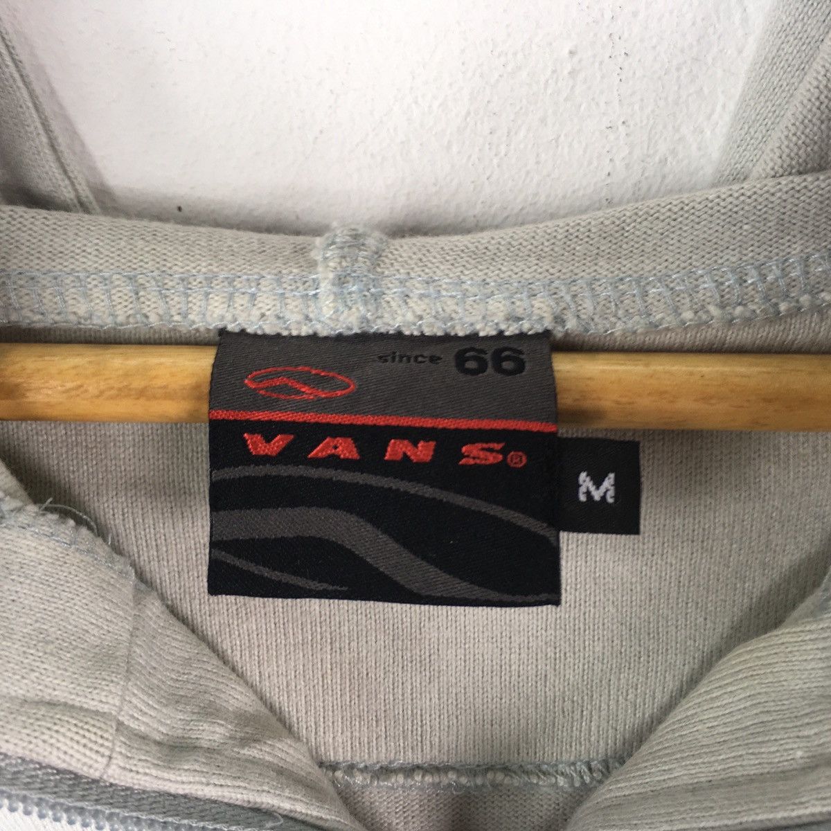 Vans × Vintage Vintage VANS Skateboard Big Logo Hoodie Short Sleeve Size US M / EU 48-50 / 2 - 5 Thumbnail