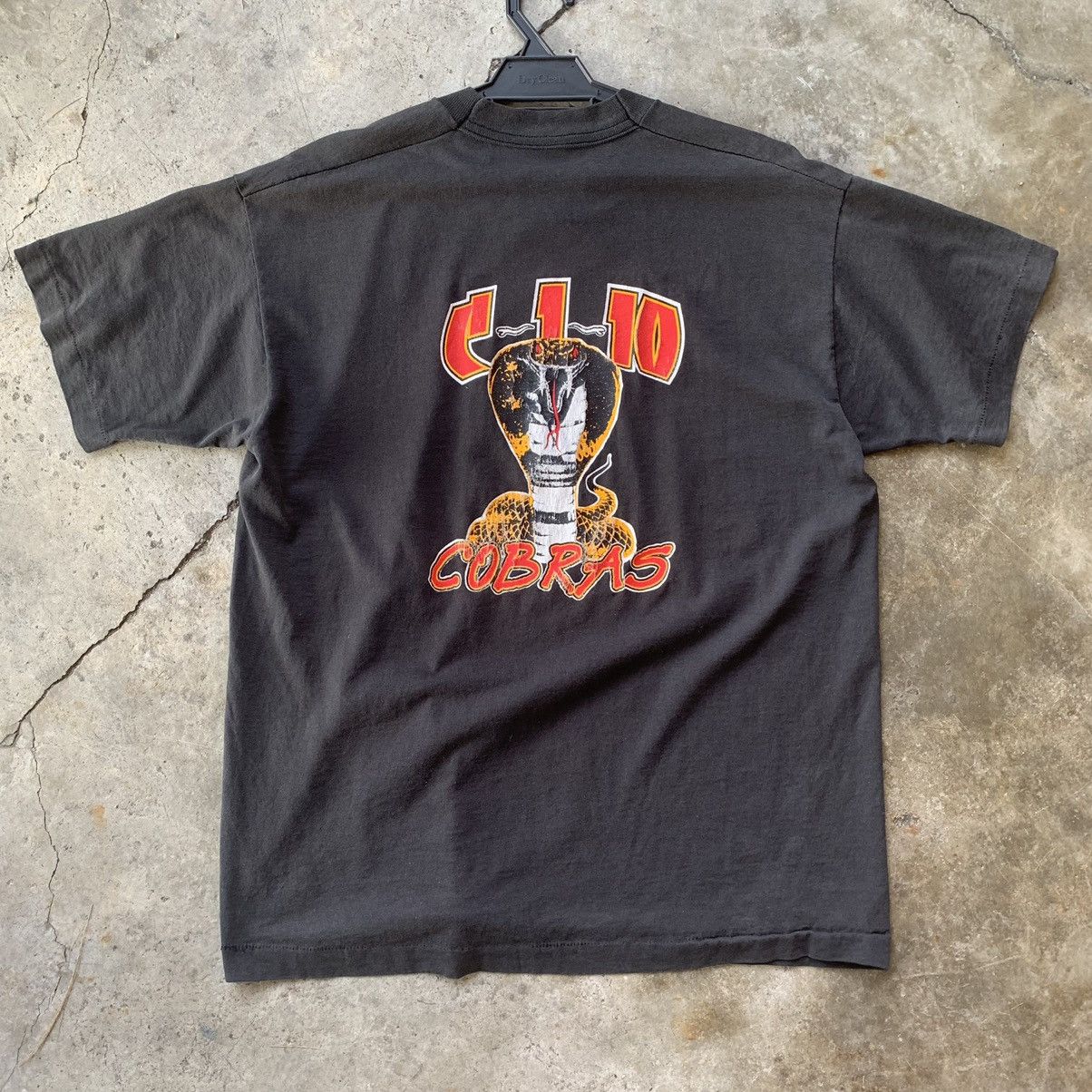 Fruit Of The Loom Charlie Cobras 1-10 vintage american commandos unit tee Size US L / EU 52-54 / 3 - 5 Thumbnail