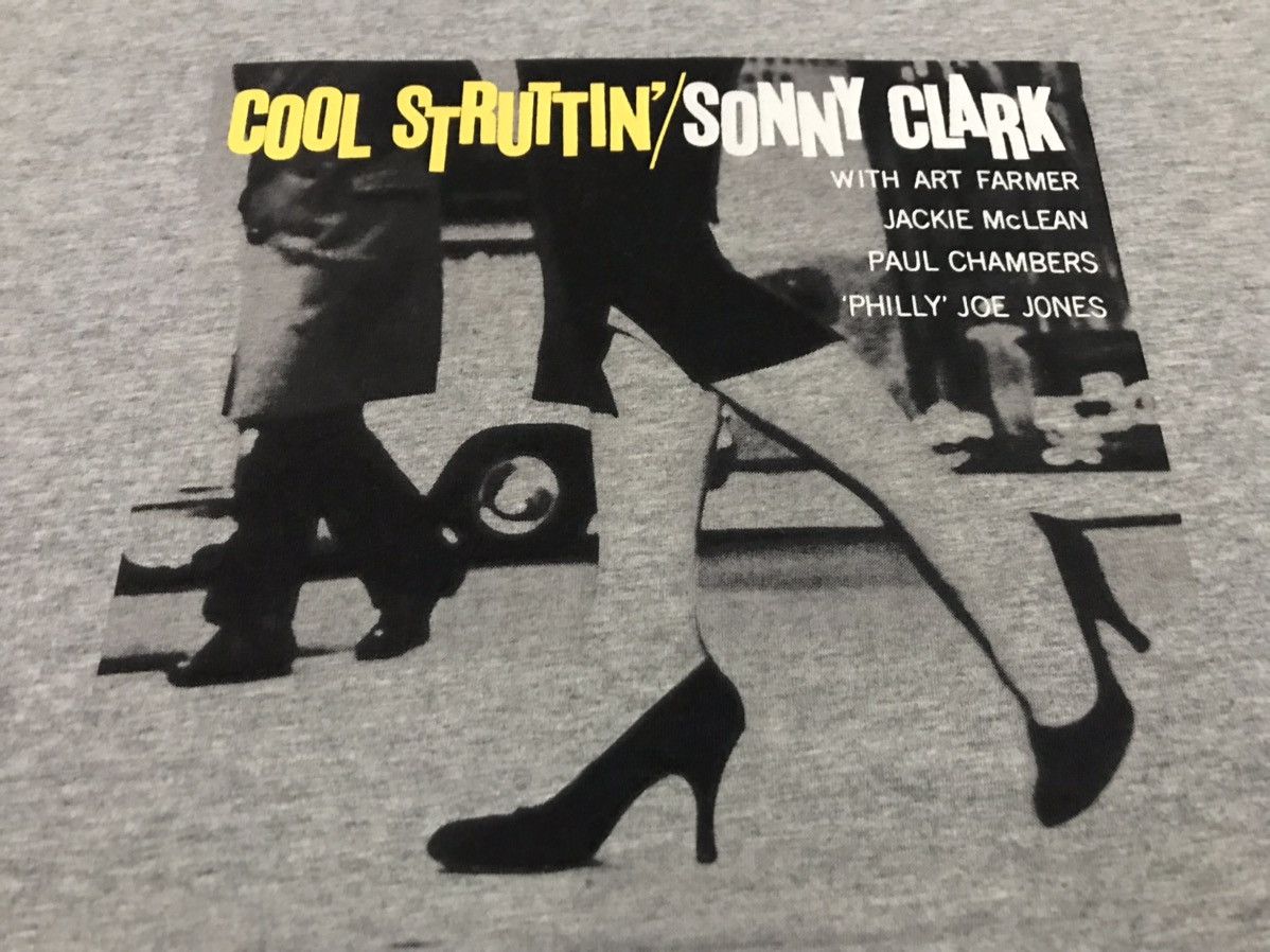 Uniqlo Cool Struttin Album By Sonny Clark T-Shirts Size S Size US S / EU 44-46 / 1 - 3 Thumbnail