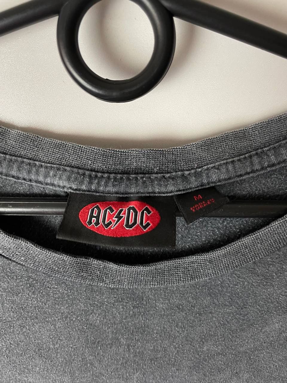 Vintage AC/DC vintage t-shirts size M Size US M / EU 48-50 / 2 - 3 Thumbnail