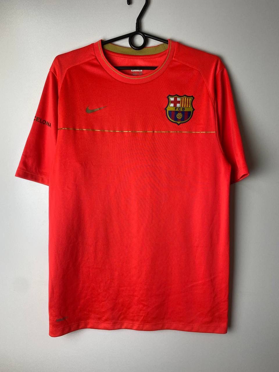 Vintage Nike Barcelona vintage t-shirt size M Size US M / EU 48-50 / 2 - 1 Thumbnail