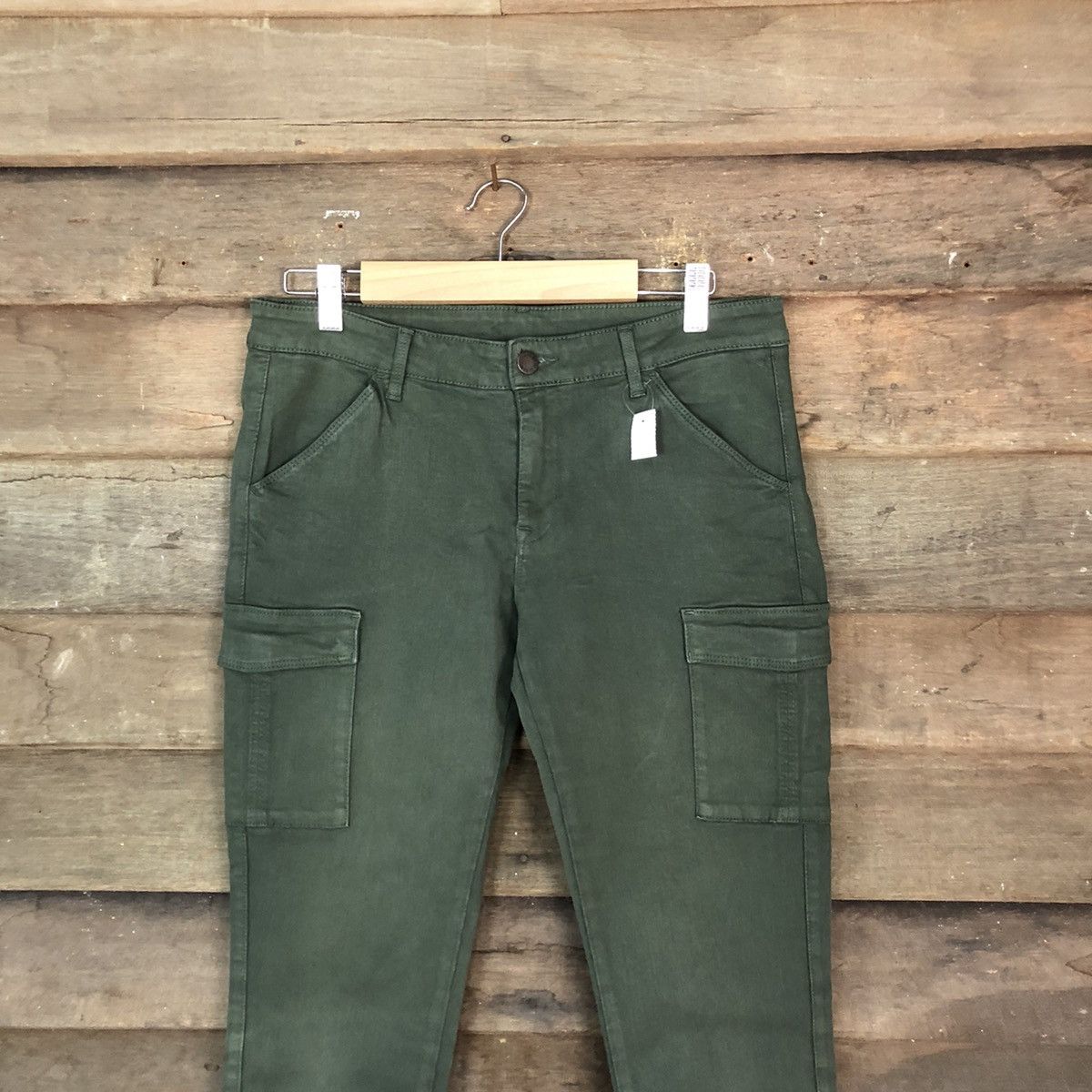 Japanese Brand DLL Uniqlo Green Cargo utility Multipocket Pants #1525 Size US 28 / EU 44 - 2 Thumbnail