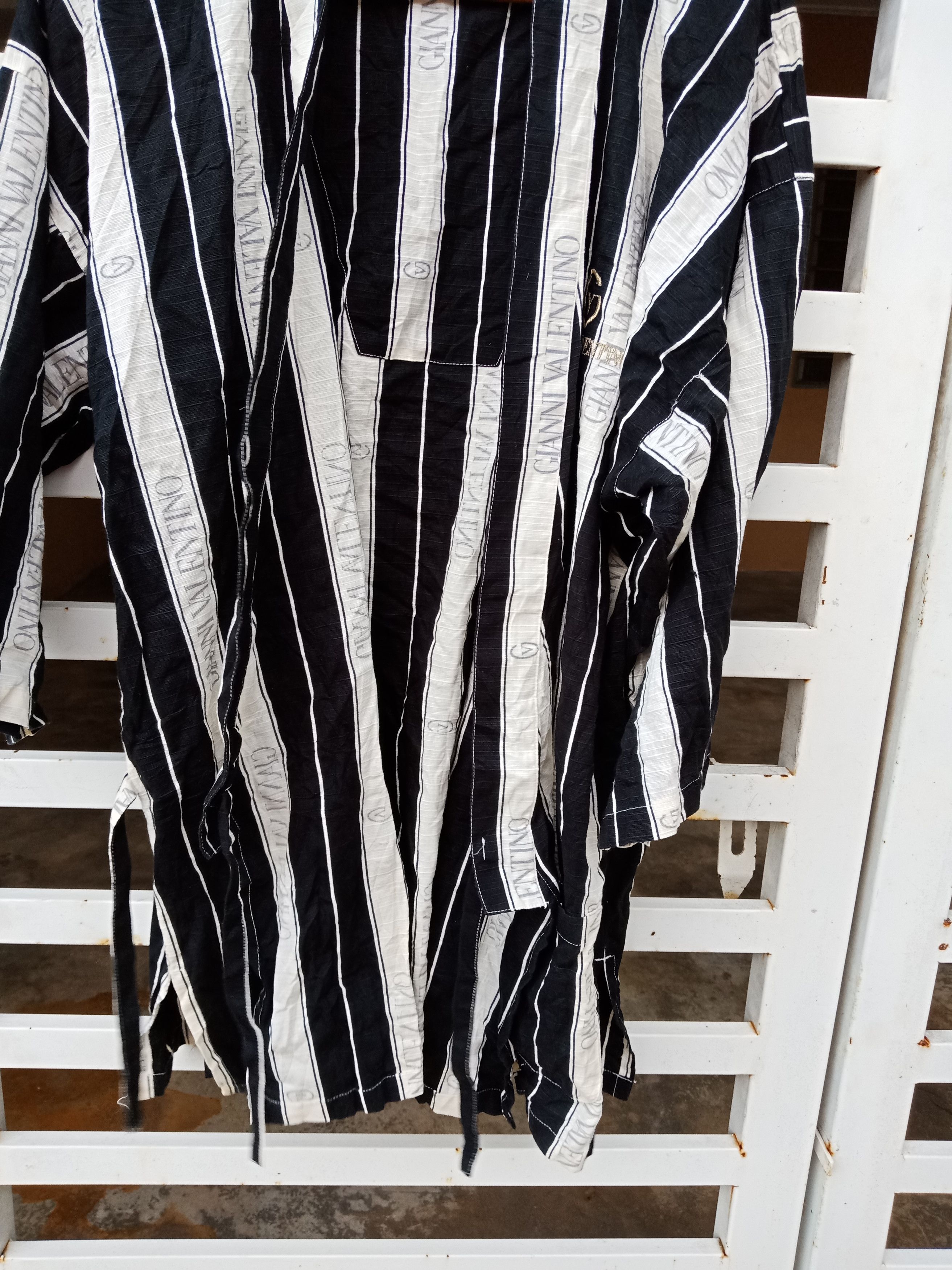 Gianni Valentino Gianni Valentino Spell Out Embroidered Big Logo Sleep Wear Size US L / EU 52-54 / 3 - 5 Thumbnail