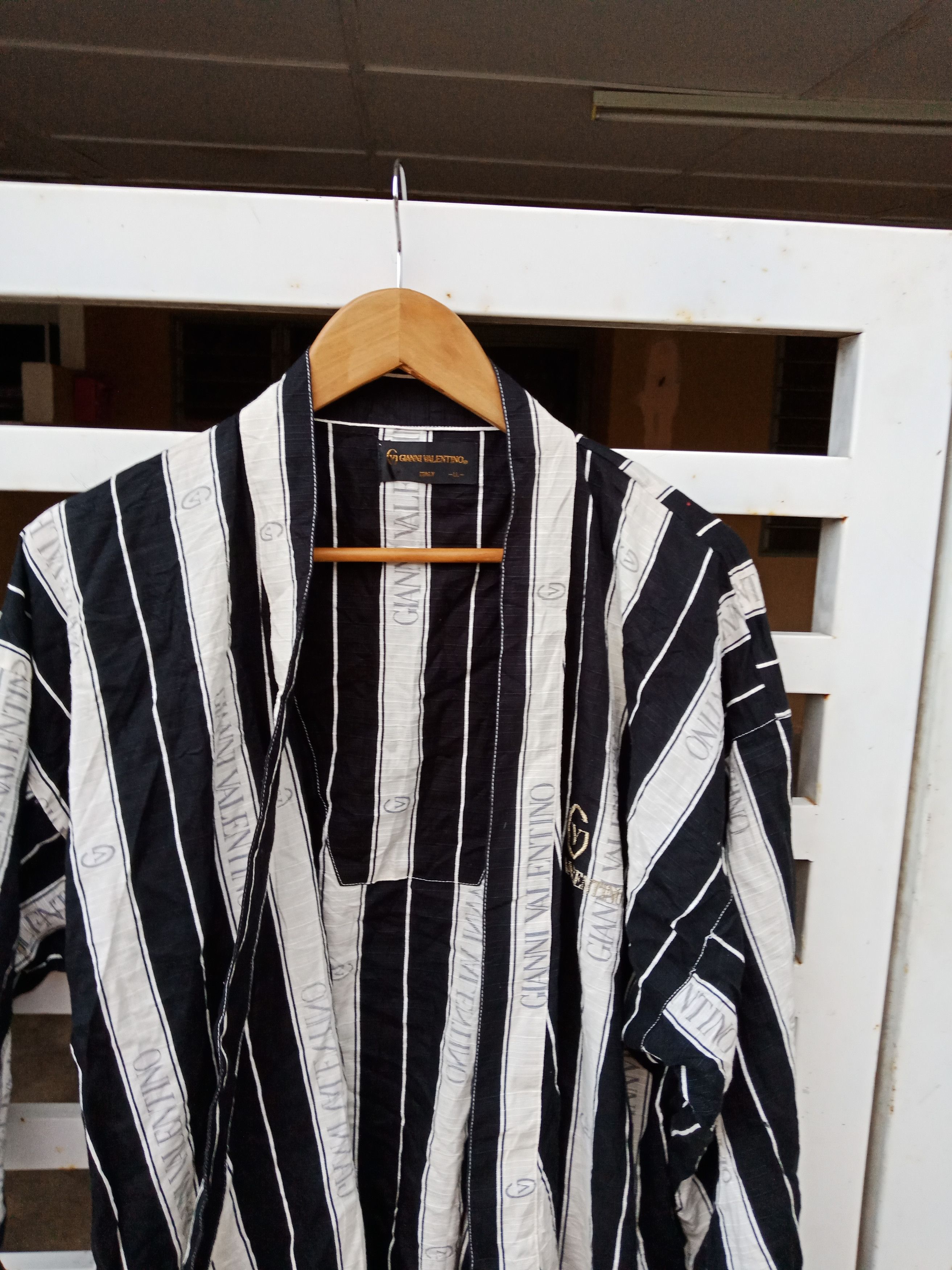 Gianni Valentino Gianni Valentino Spell Out Embroidered Big Logo Sleep Wear Size US L / EU 52-54 / 3 - 6 Thumbnail