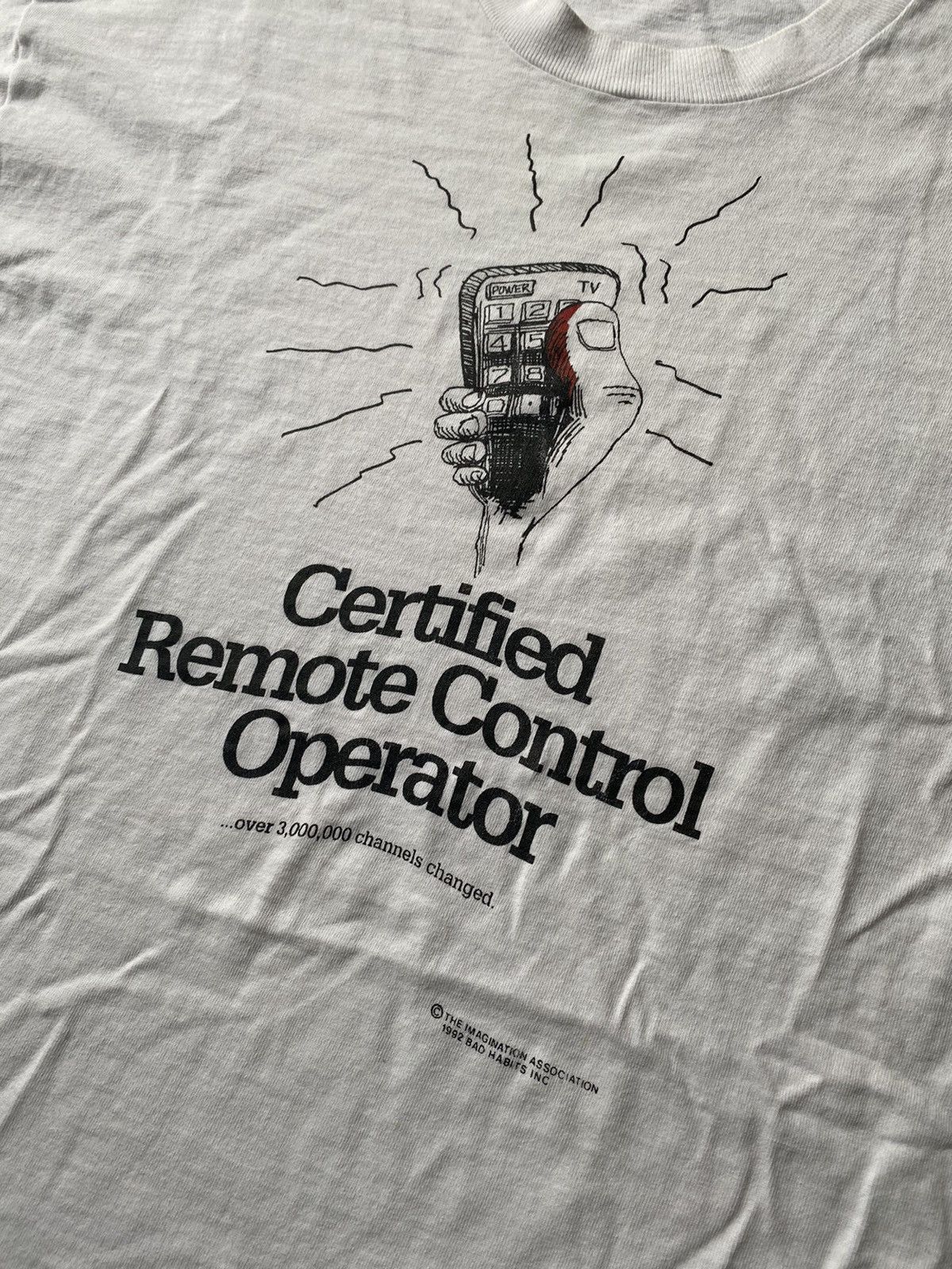 Vintage vintage 90s “remote control” humor tee single stitch Size US XL / EU 56 / 4 - 1 Thumbnail