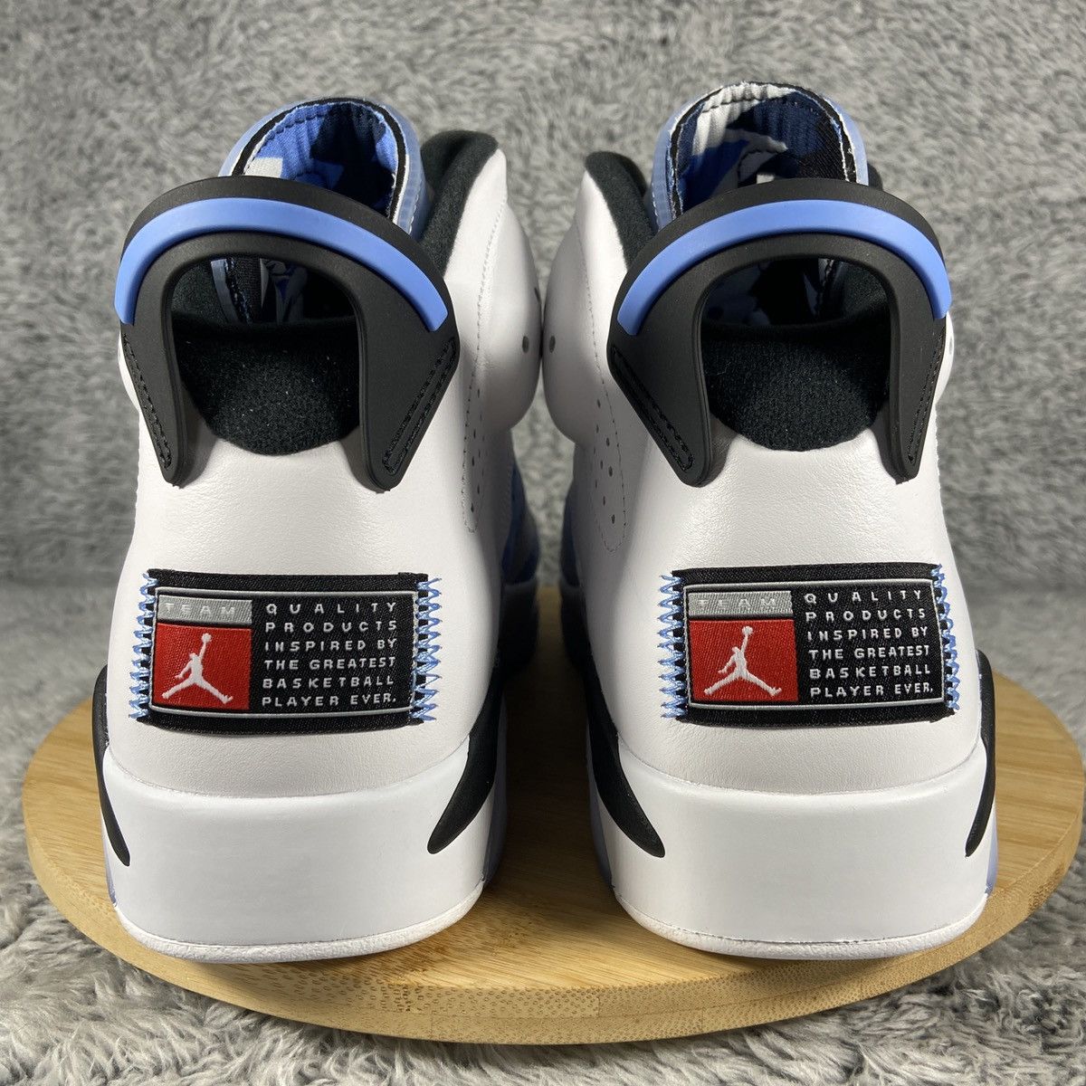 Jordan Brand Air Jordan 6 Retro 'UNC' University Blue Men's Size 10.5 Size US 10.5 / EU 43-44 - 6 Thumbnail