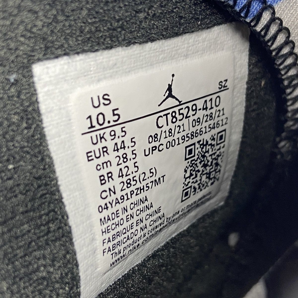 Jordan Brand Air Jordan 6 Retro 'UNC' University Blue Men's Size 10.5 Size US 10.5 / EU 43-44 - 12 Thumbnail
