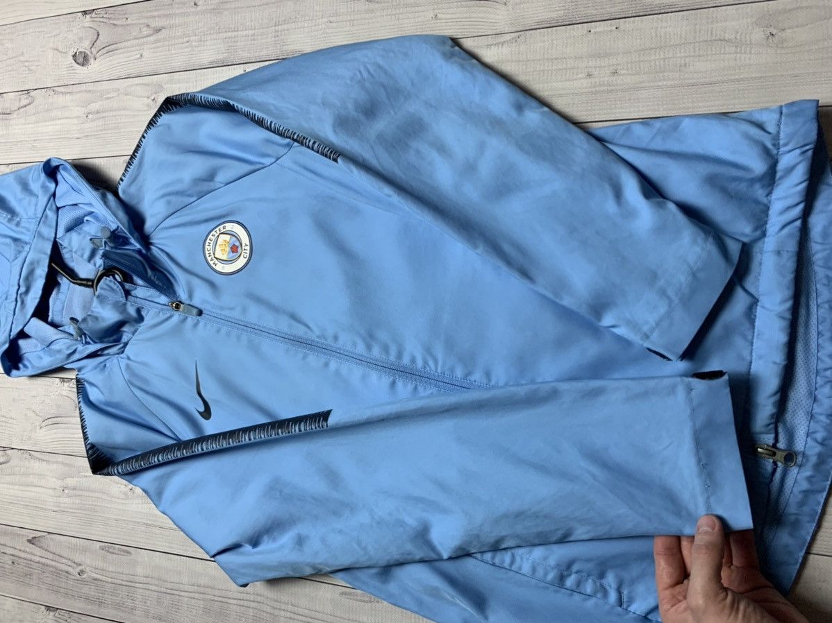 Nike Manchester City Nike jacket size S blue Size US S / EU 44-46 / 1 - 7 Thumbnail